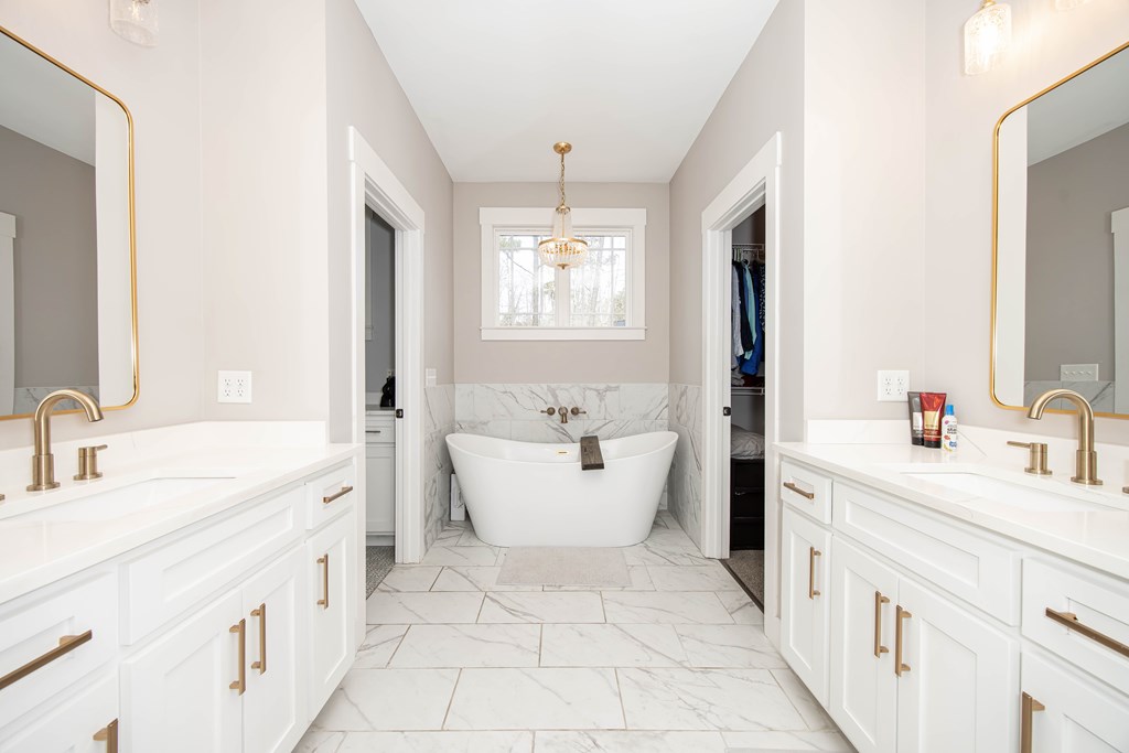 Columbus, Georgia, 31909, United States, 4 Bedrooms Bedrooms, ,3 BathroomsBathrooms,Residential,For Sale,1911024