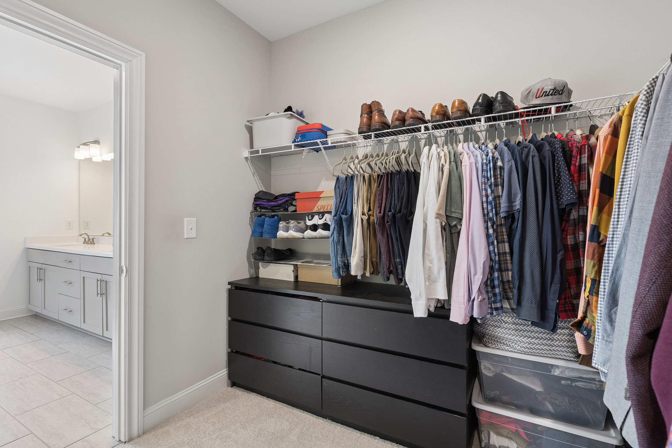  Freshly Updated and Move-in Ready Home in a Prime Westside Location - 物件實景