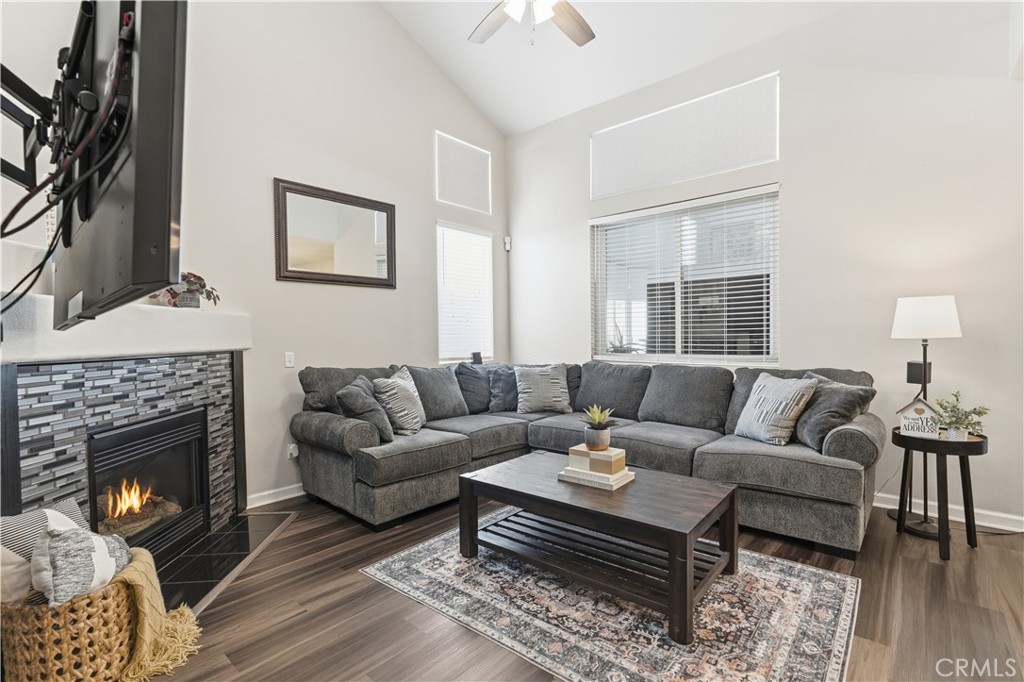 Temecula, California, 92591, United States, 3 Bedrooms Bedrooms, ,3 BathroomsBathrooms,Residential,For Sale,1989212