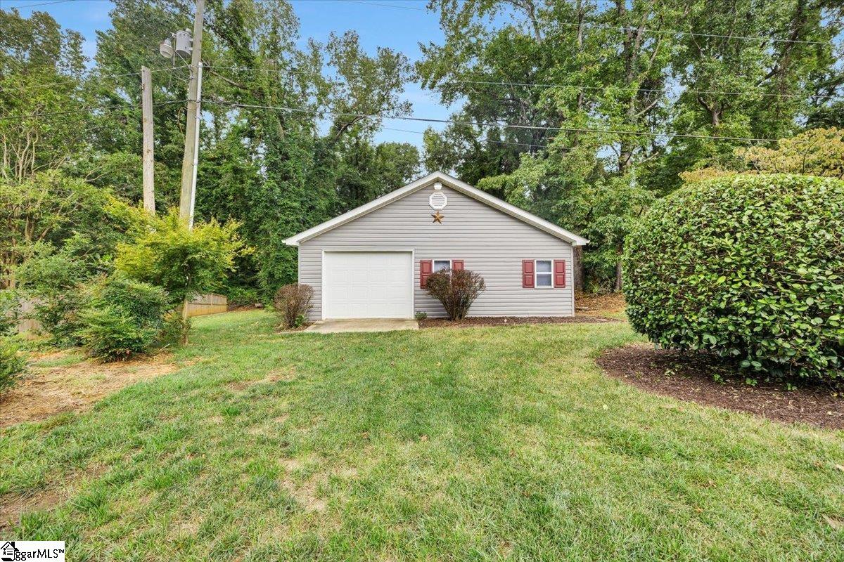 Greenville, South Carolina, 29617, United States, 4 Bedrooms Bedrooms, ,3 BathroomsBathrooms,Residential,For Sale,1955283