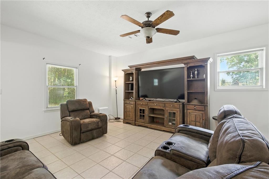 Lawrenceville, Georgia, 30045, United States, 4 Bedrooms Bedrooms, ,3 BathroomsBathrooms,Residential,For Sale,1941302