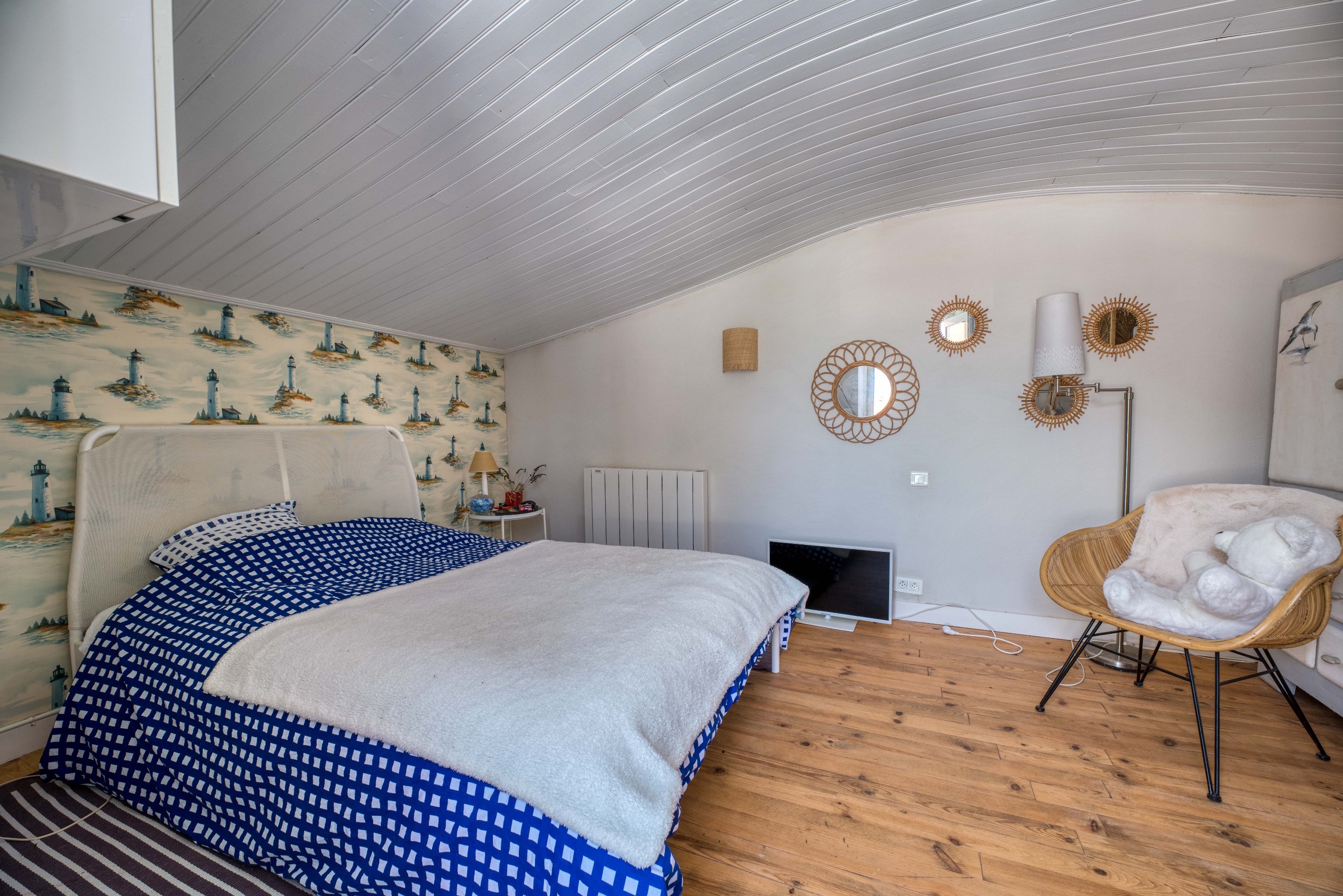  Charming 4-bedroom house in St Denis d