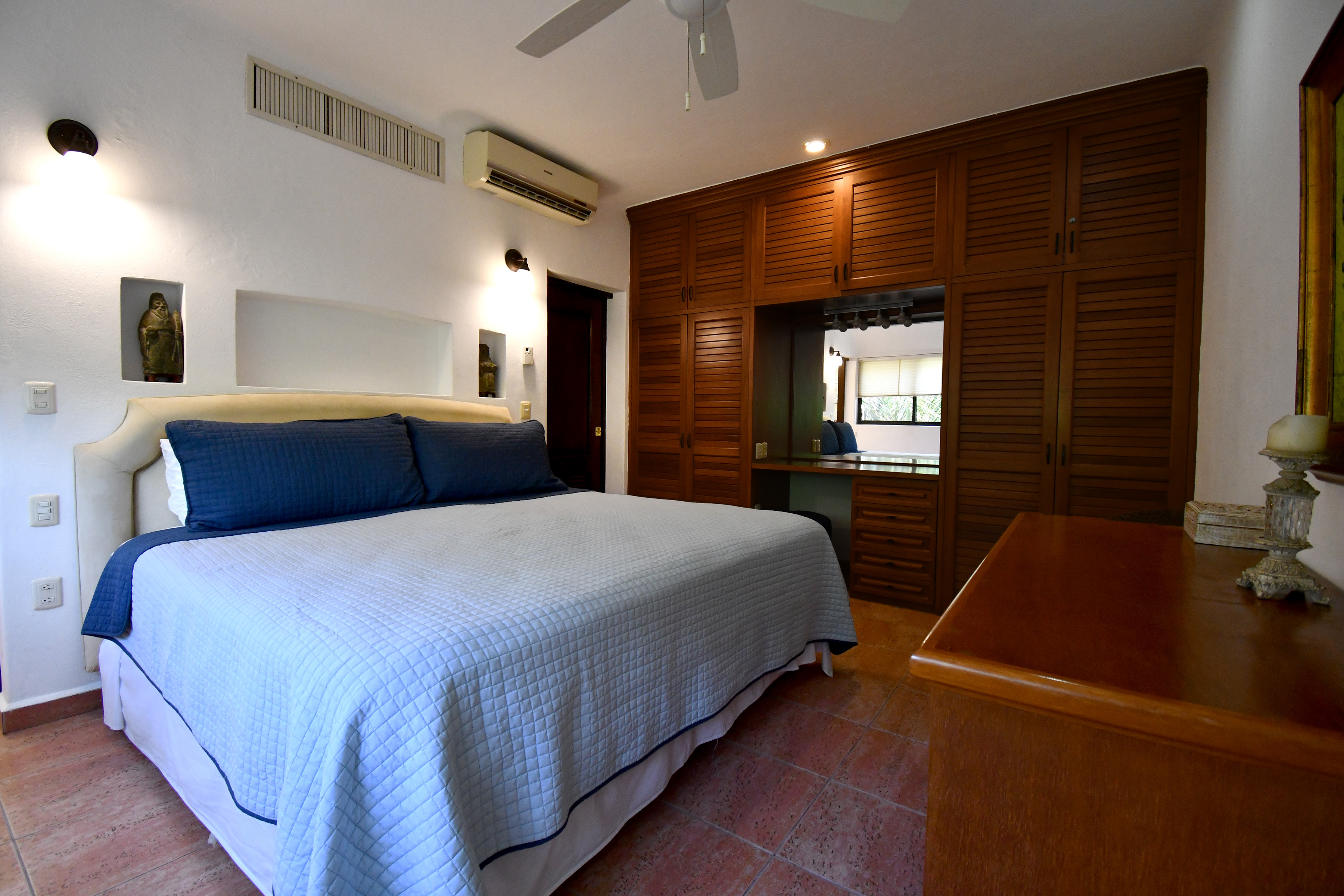  Royal Palms Condo - 物件實景