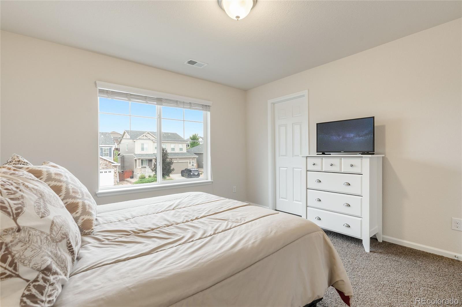 Castle Rock, Colorado, 80108, United States, 4 Bedrooms Bedrooms, ,3 BathroomsBathrooms,Residential,For Sale,1906915
