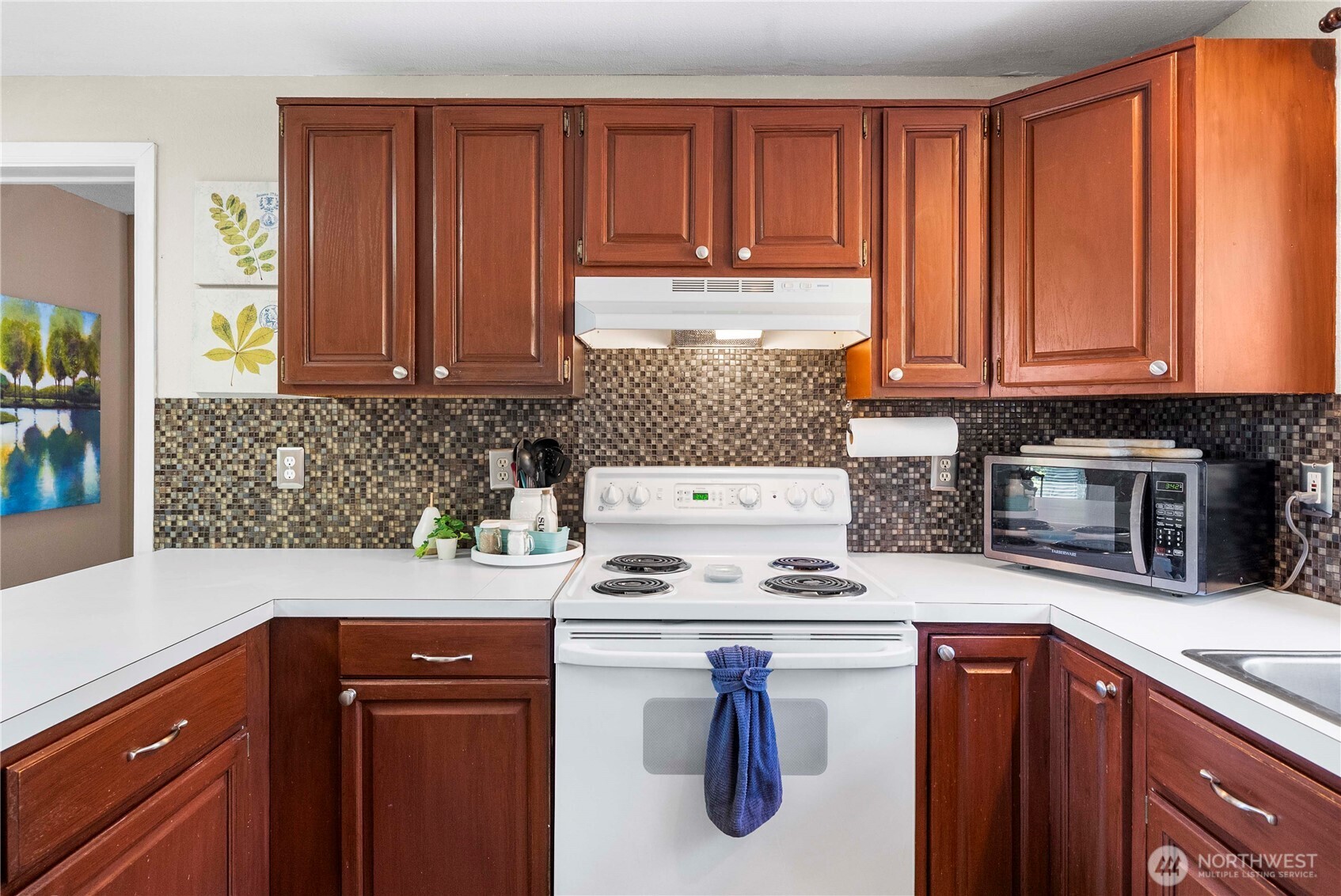 Puyallup, Washington, 98374, United States, 4 Bedrooms Bedrooms, ,2 BathroomsBathrooms,Residential,For Sale,1987950