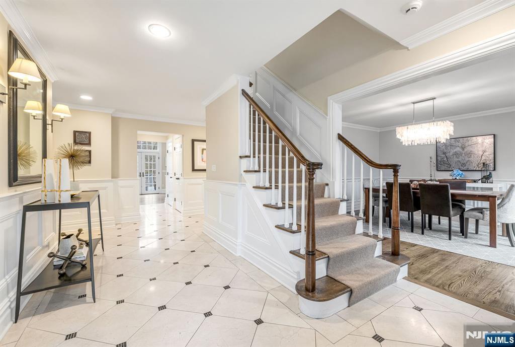 Tenafly, New Jersey, 07670, United States, 6 Bedrooms Bedrooms, ,5 BathroomsBathrooms,Residential,For Sale,1743574