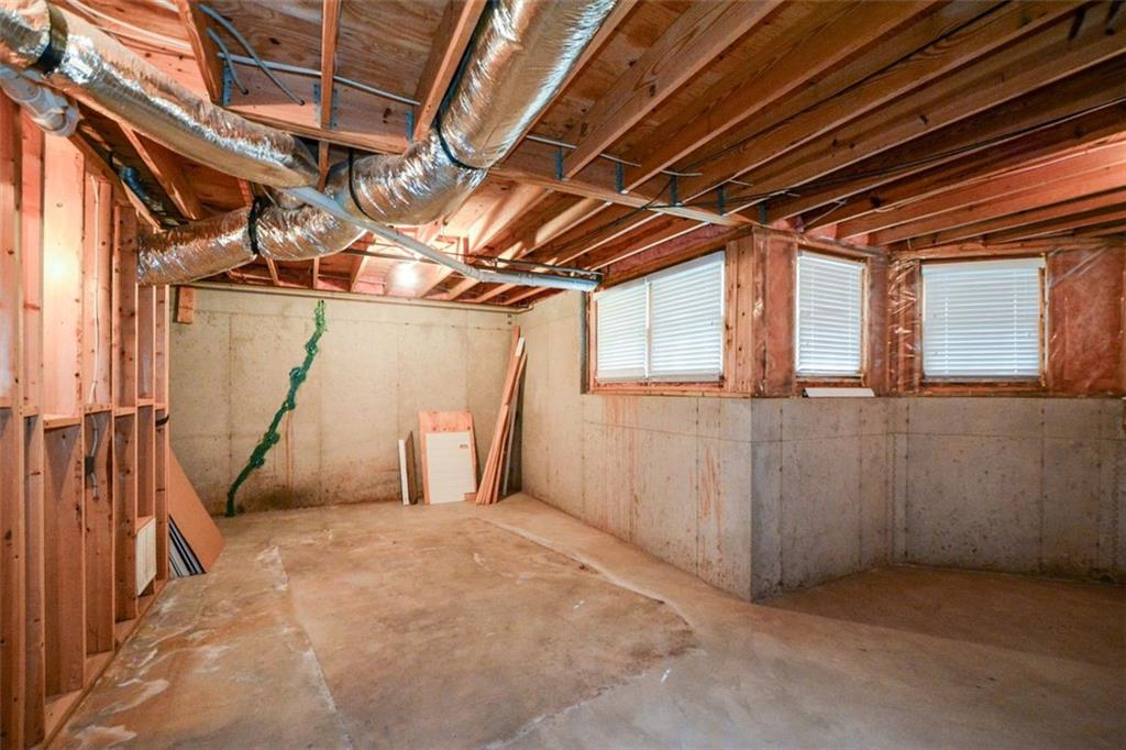 Alpharetta, Georgia, 30022, United States, 5 Bedrooms Bedrooms, ,5 BathroomsBathrooms,Residential,For Sale,2002154