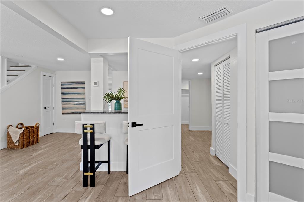 Tampa, Florida, 33635, United States, 3 Bedrooms Bedrooms, ,3 BathroomsBathrooms,Residential,For Sale,1949477