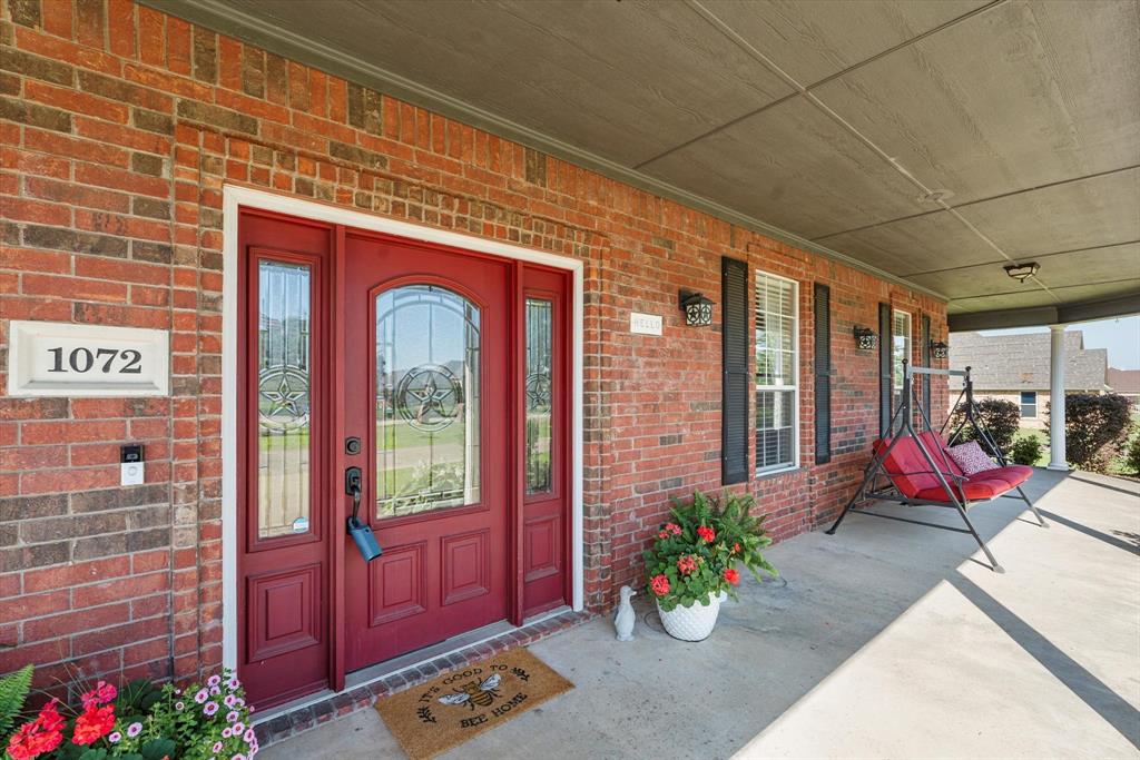 Terrell, Texas, 75160, United States, 4 Bedrooms Bedrooms, ,5 BathroomsBathrooms,Residential,For Sale,1827226