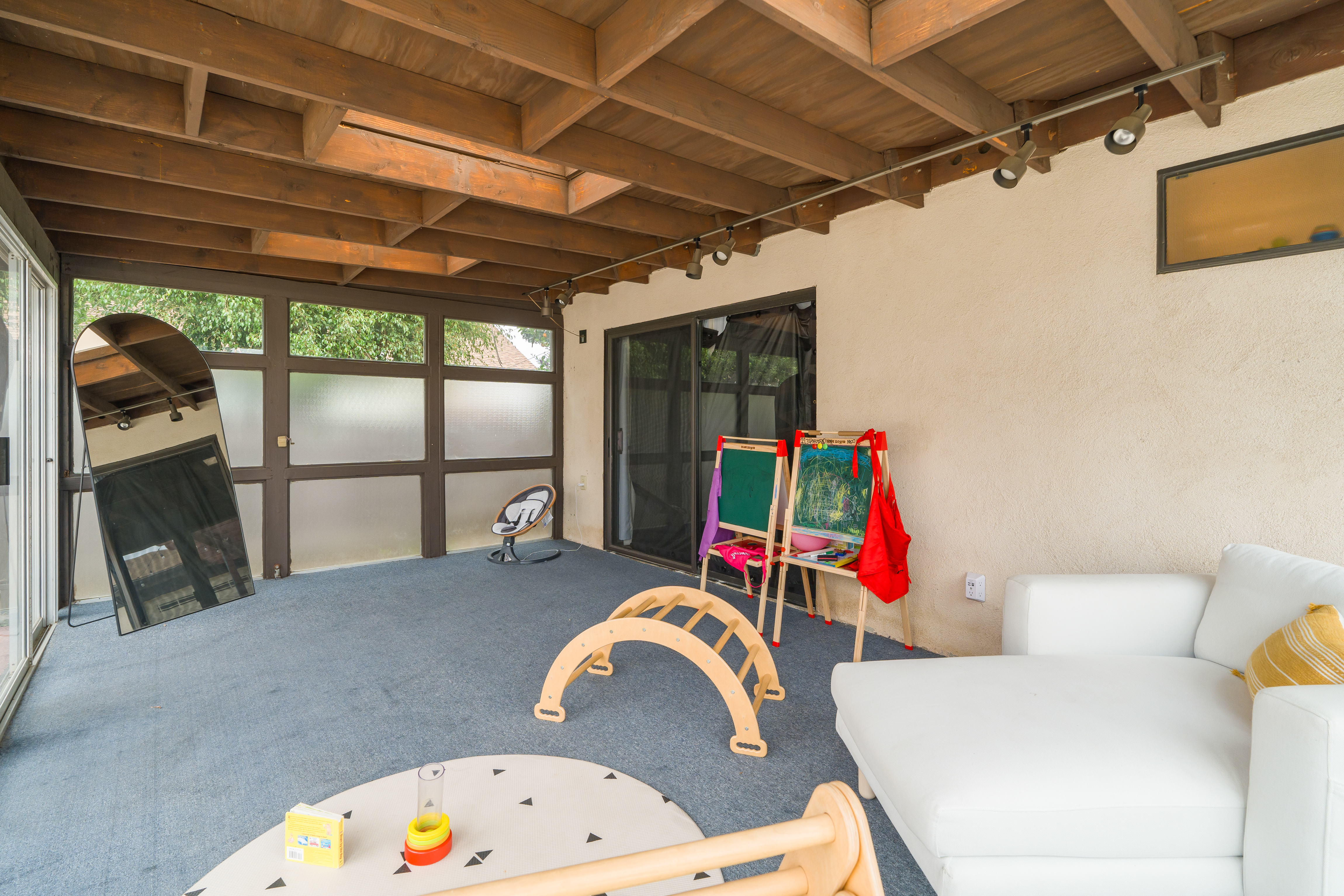  171 Lang Street, Ventura, CA 93003 - 物件實景