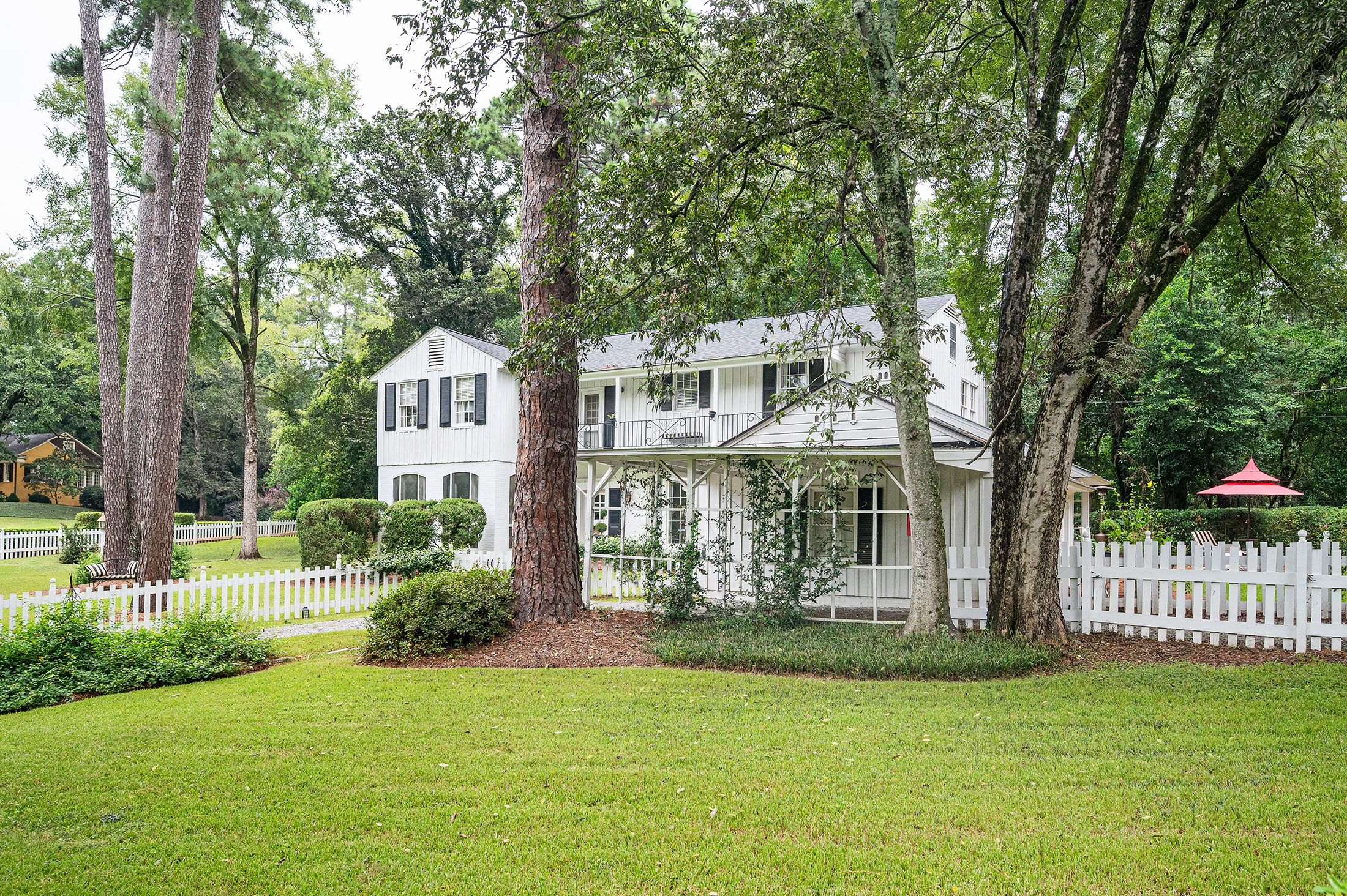  Charming Colonial Revival in the Heart of Historic Shirley Hills - 物件實景