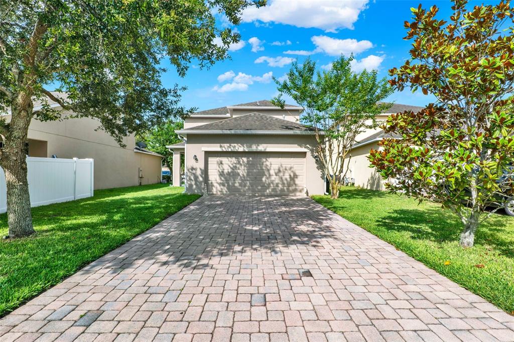 Winter Garden, Florida, 34787, United States, 6 Bedrooms Bedrooms, ,3 BathroomsBathrooms,Residential,For Sale,1907719