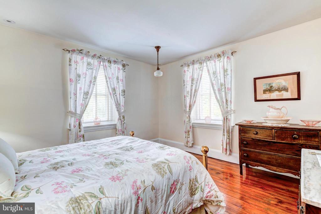 Harleysville, Pennsylvania, 19438, United States, 4 Bedrooms Bedrooms, ,3 BathroomsBathrooms,Residential,For Sale,1912462