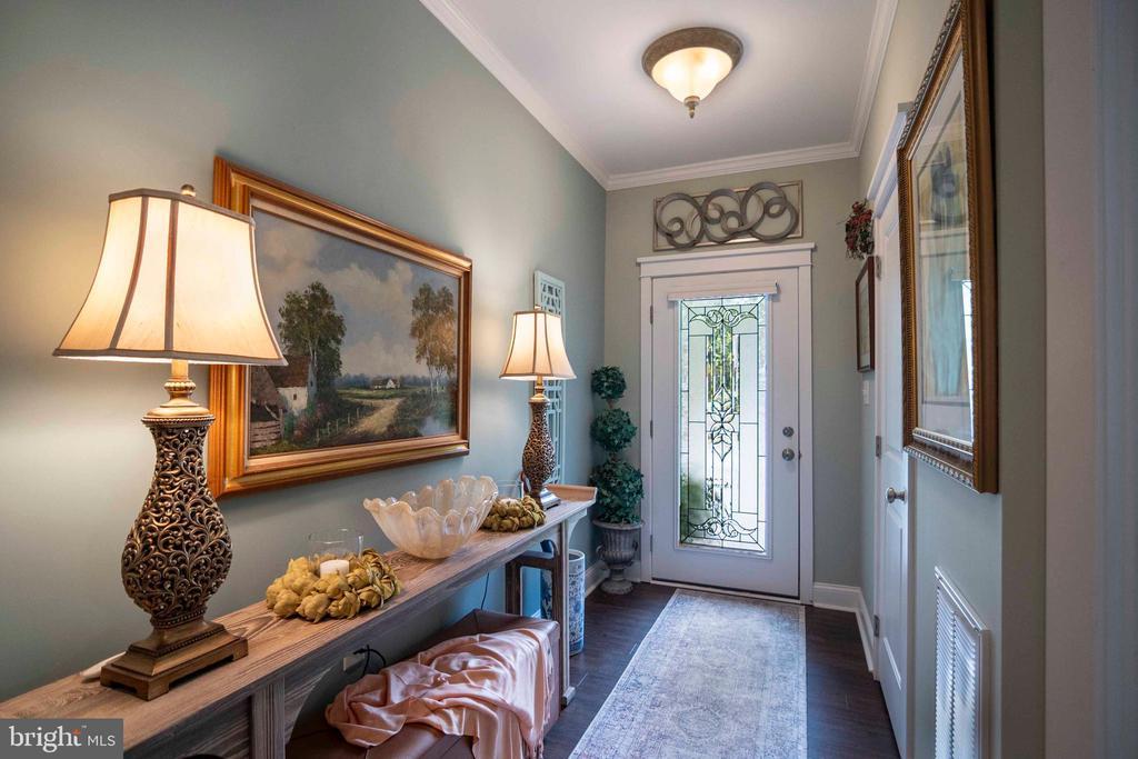 Shepherdstown, West Virginia, 25443, United States, 3 Bedrooms Bedrooms, ,3 BathroomsBathrooms,Residential,For Sale,1951185