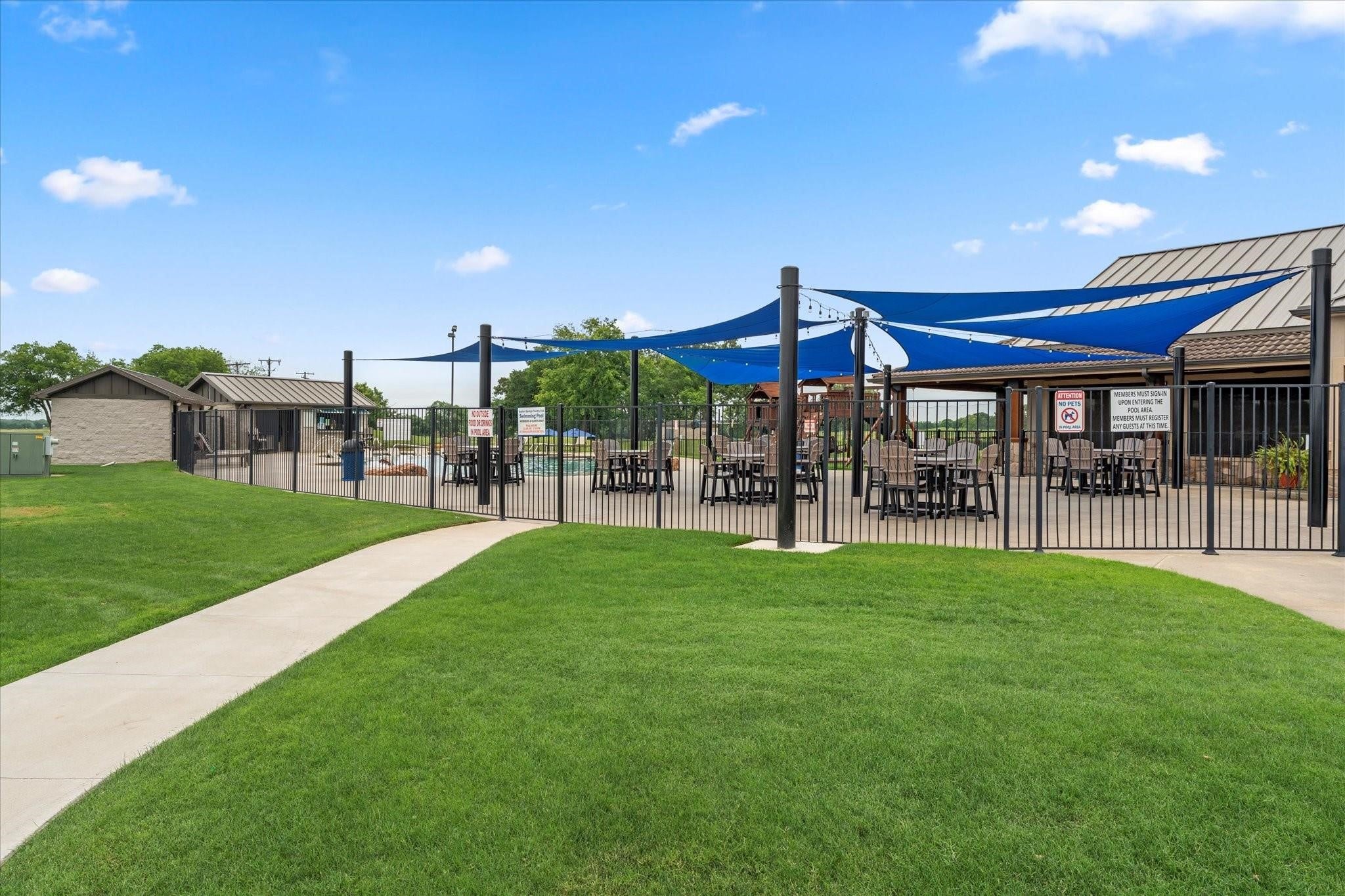 Sulphur Springs, Texas, 75482, United States, 4 Bedrooms Bedrooms, ,4 BathroomsBathrooms,Residential,For Sale,1990973