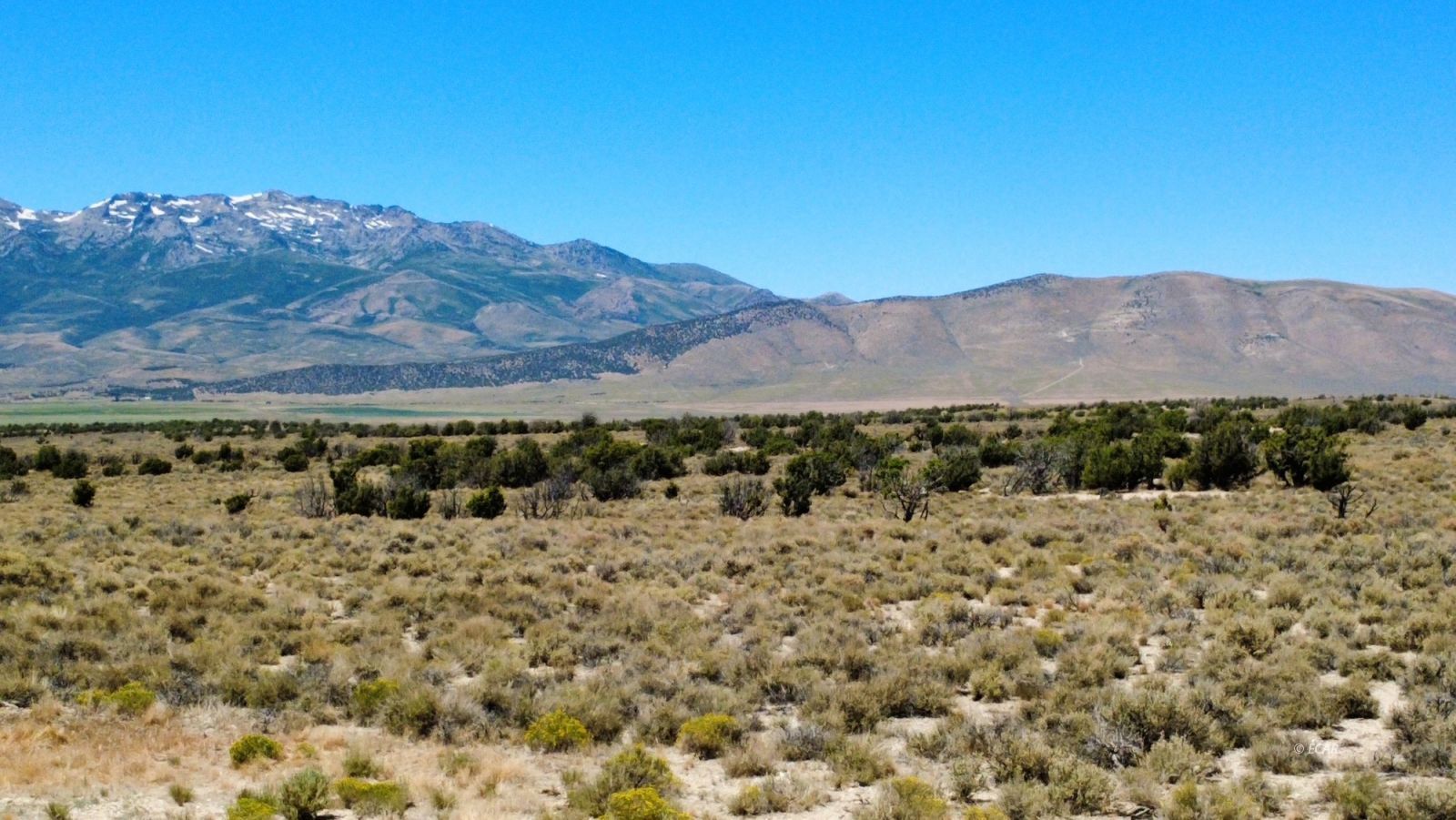 Wells, Nevada, 89835, United States, 2 Bedrooms Bedrooms, ,2 BathroomsBathrooms,Residential,For Sale,1891414
