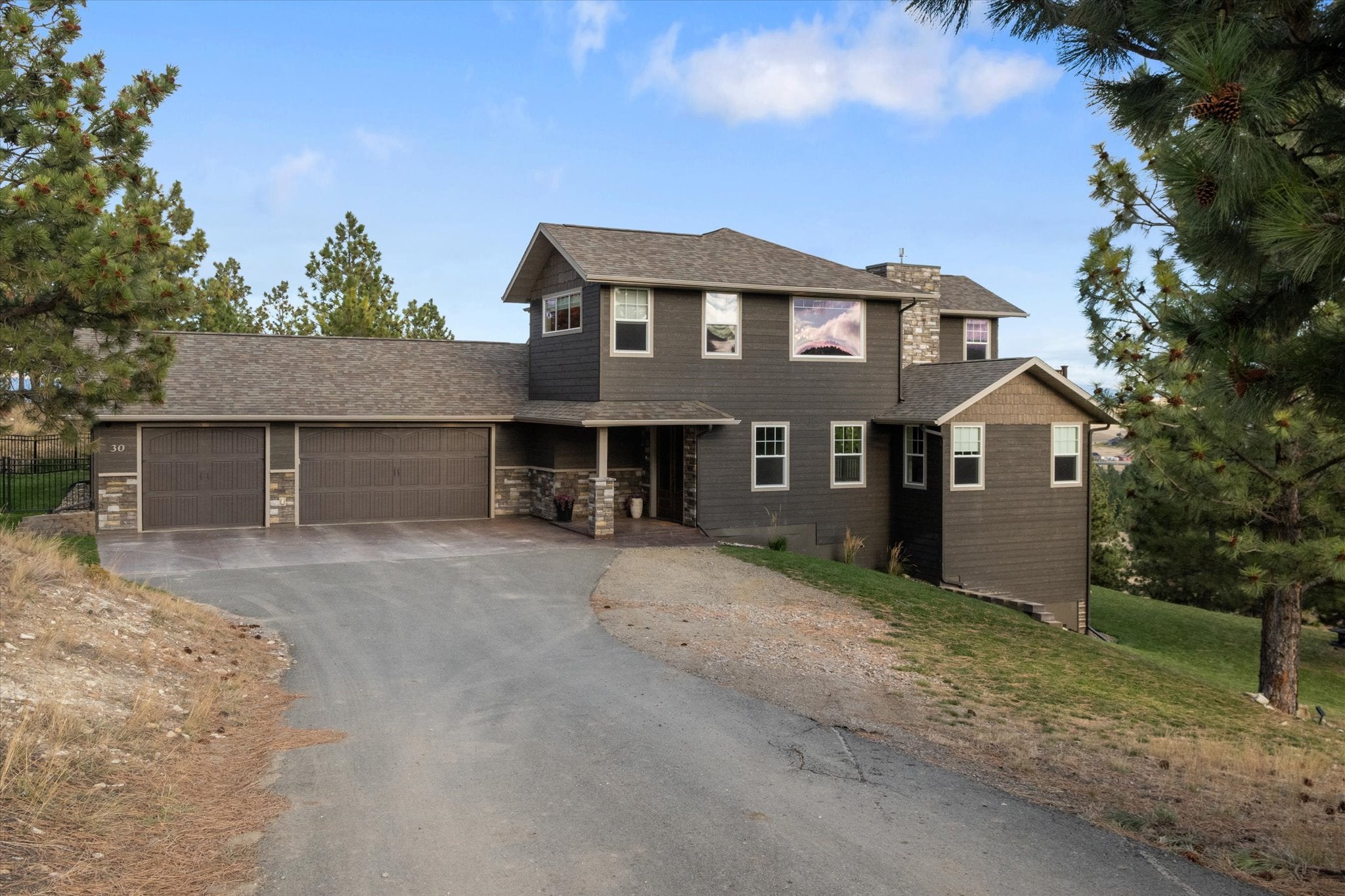 Clancy, Montana, 59634, United States, 4 Bedrooms Bedrooms, ,5 BathroomsBathrooms,Residential,For Sale,1991363