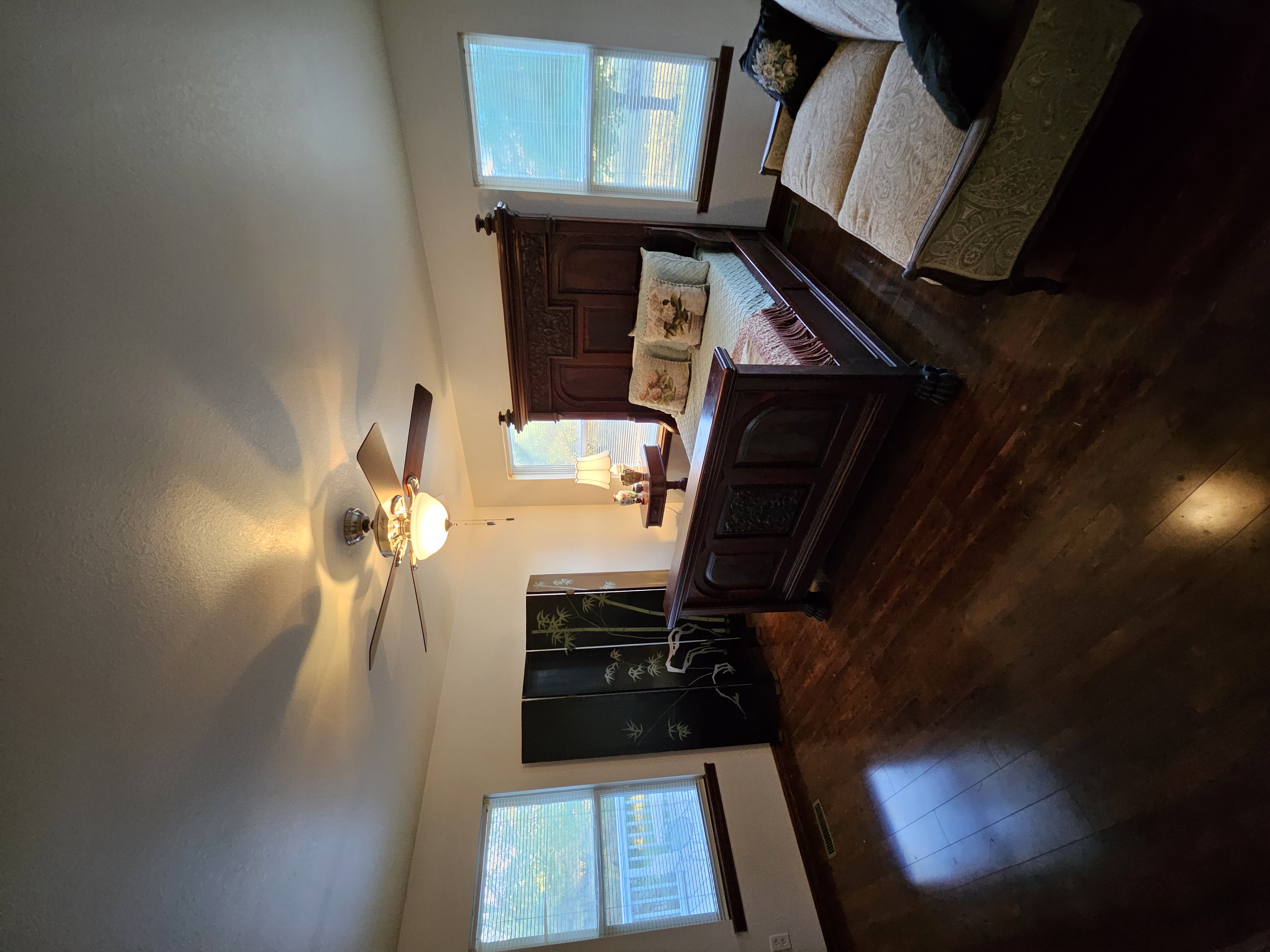 Pierce City, Missouri, 65723, United States, 5 Bedrooms Bedrooms, ,3 BathroomsBathrooms,Residential,For Sale,1984282