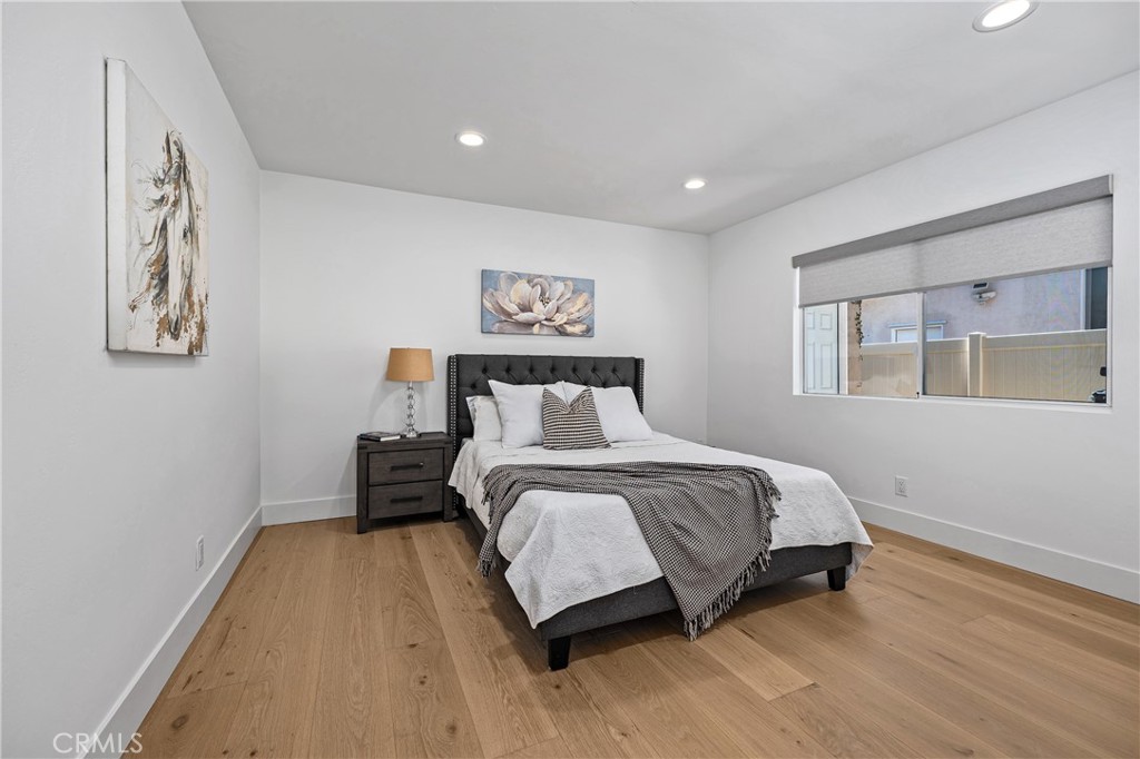 La Jolla, California, 92037, United States, 6 Bedrooms Bedrooms, ,3 BathroomsBathrooms,Residential,For Sale,1901243