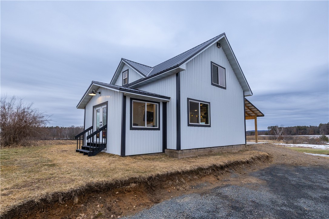 Fall Creek, Wisconsin, 54742, United States, 3 Bedrooms Bedrooms, ,2 BathroomsBathrooms,Residential,For Sale,2028445
