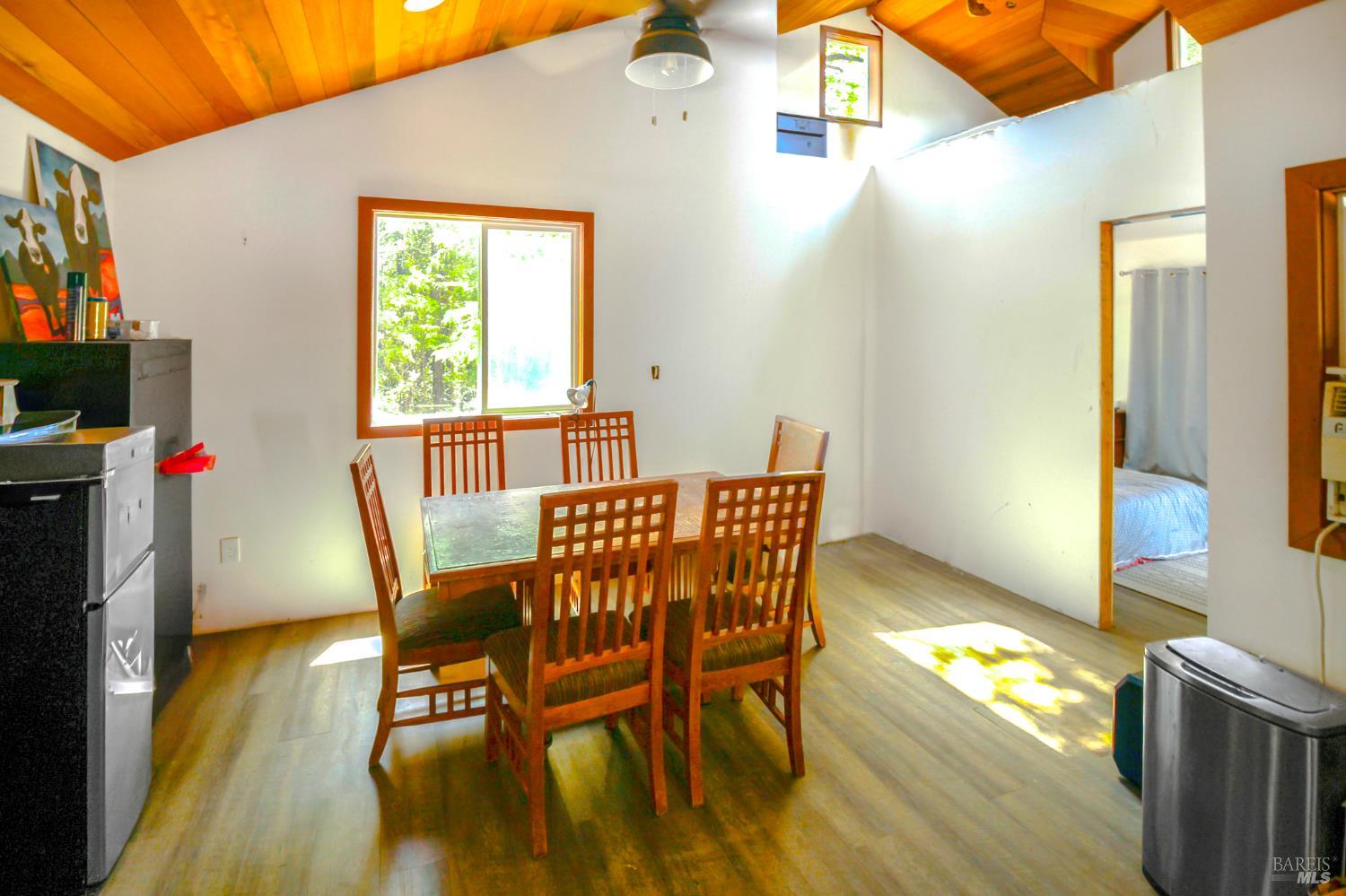Willits, California, 95490, United States, 8 Bedrooms Bedrooms, ,4 BathroomsBathrooms,Residential,For Sale,1900763