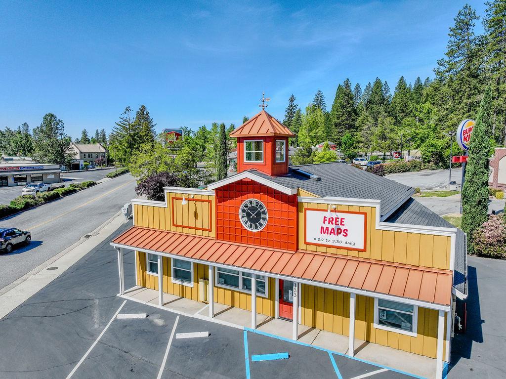 Grass Valley, California, 95945, United States, 2 Bedrooms Bedrooms, ,3 BathroomsBathrooms,Residential,For Sale,1976579