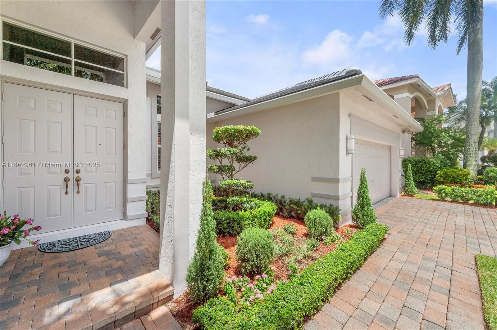 Weston, Florida, 33327, United States, 4 Bedrooms Bedrooms, ,4 BathroomsBathrooms,Residential,For Sale,1900918
