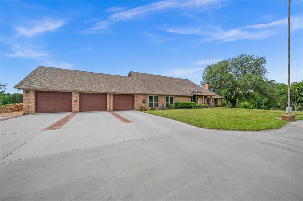 Jacksonville, Texas, 75766, United States, 6 Bedrooms Bedrooms, ,4 BathroomsBathrooms,Residential,For Sale,1992148