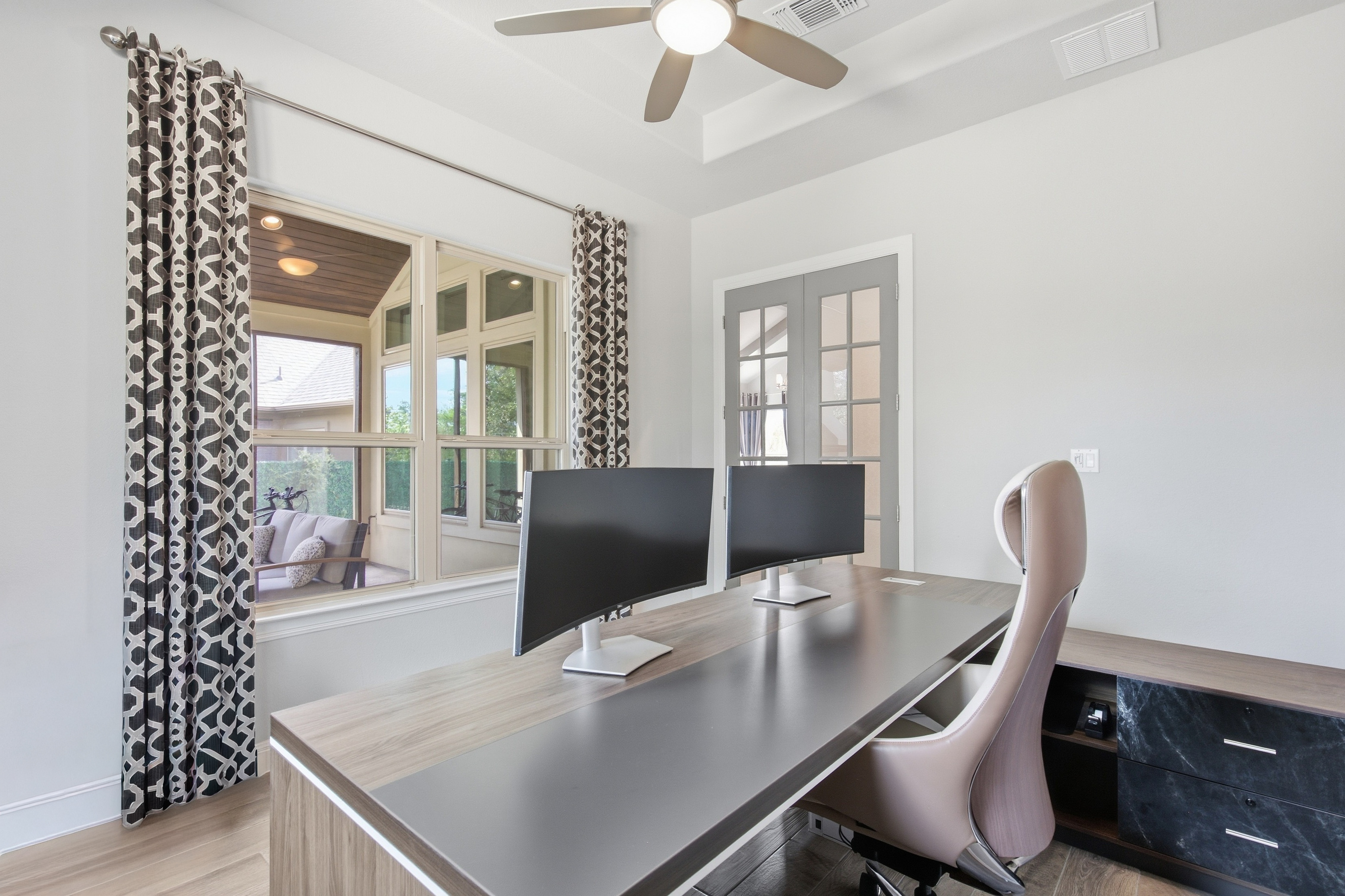  Elevated Living at The Colony - 物件實景