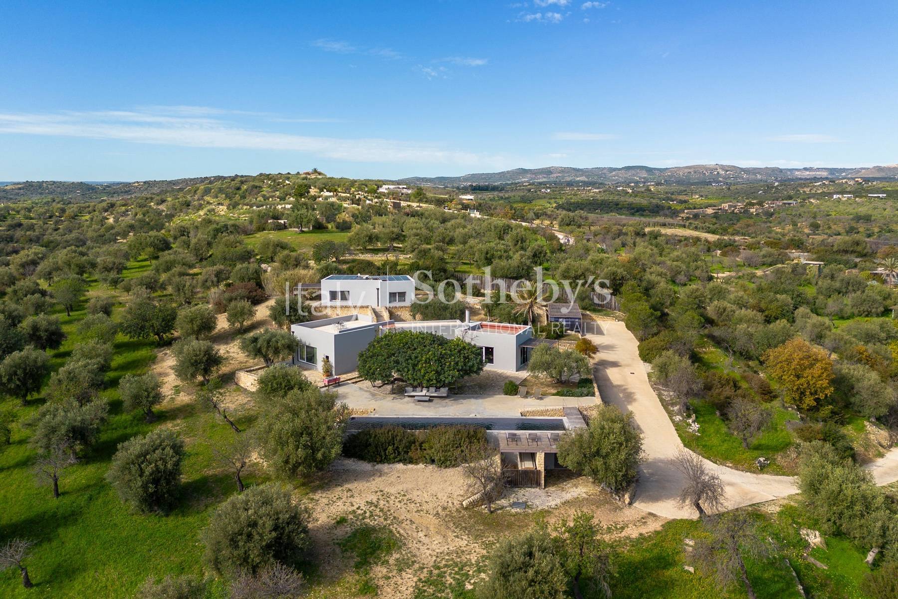  Elegant designer villa overlooking the Gulf of Noto - 物件實景