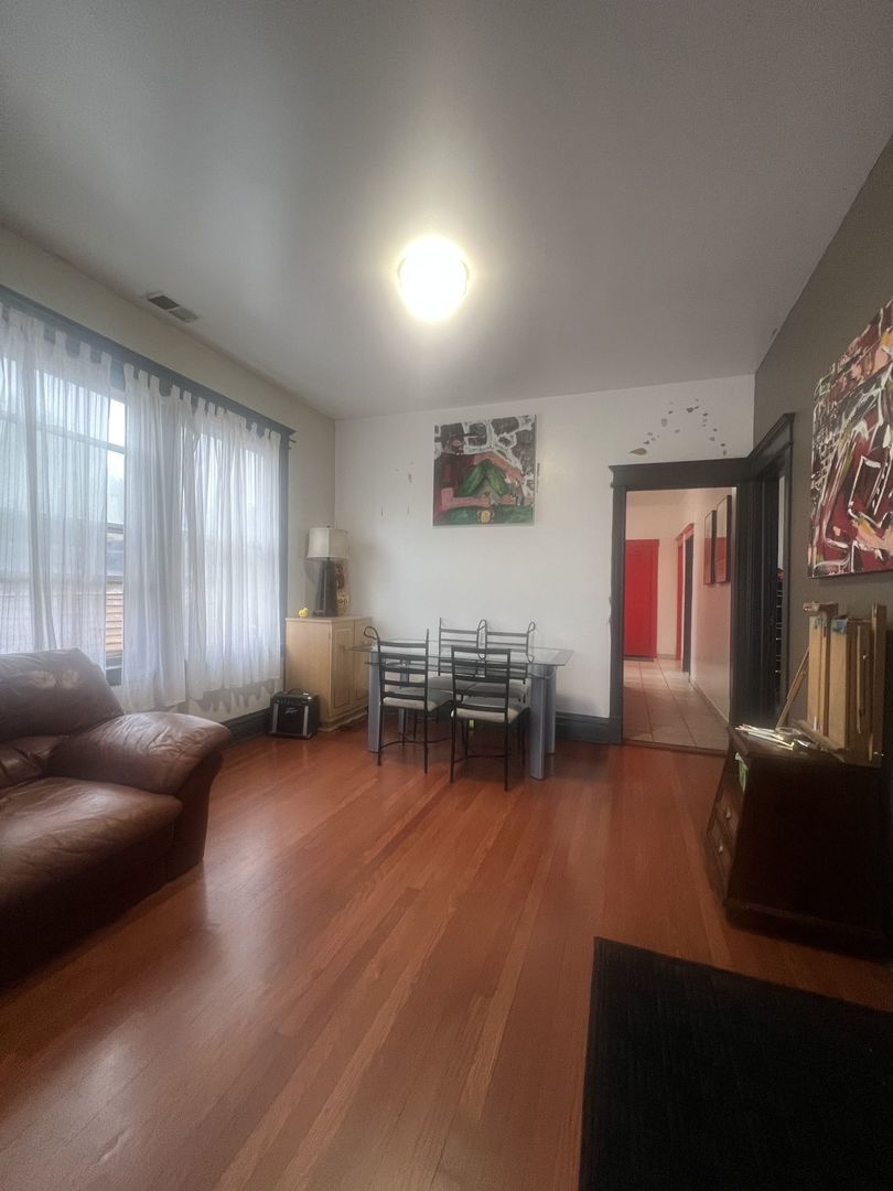Chicago, Illinois, 60651, United States, 8 Bedrooms Bedrooms, ,Residential,For Sale,1842045