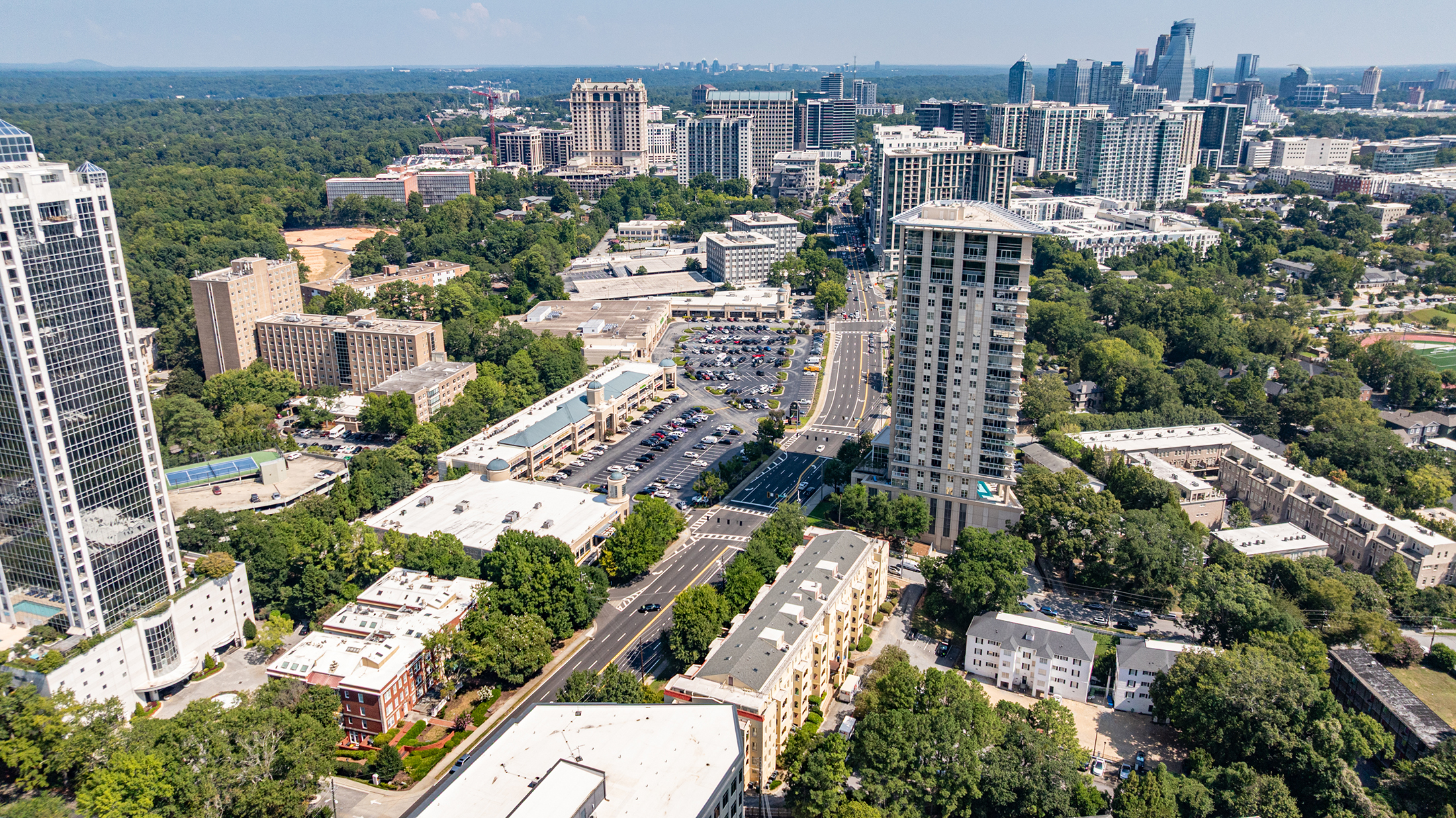  Charming Condo Set in the Iconic Alhambra Building in the Heart of Buckhead - 物件實景