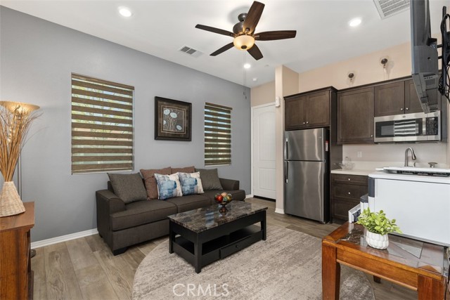 Ontario, California, 91761, United States, 2 Bedrooms Bedrooms, ,3 BathroomsBathrooms,Residential,For Sale,1735679