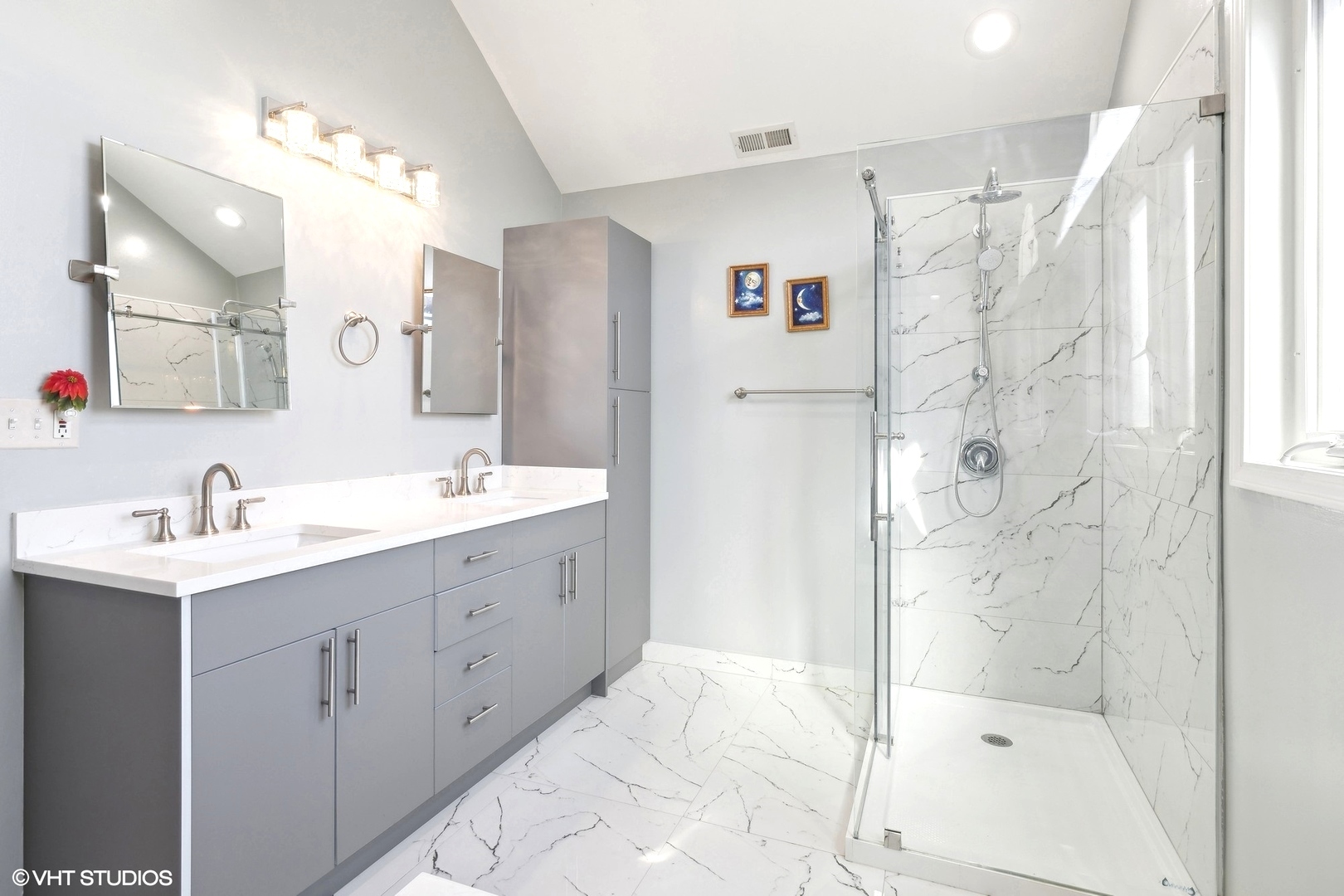 8297 Washington Street, Niles, Illinois, 60714, United States, 4 Bedrooms Bedrooms, ,3 BathroomsBathrooms,Residential,For Sale,8297 Washington Street,1499524