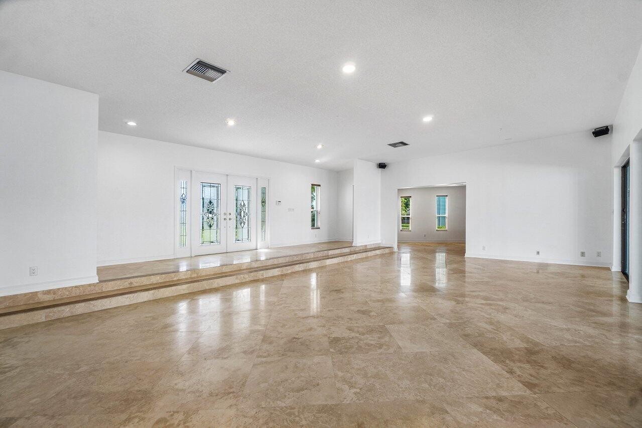 Atlantis, Florida, 33462, United States, 3 Bedrooms Bedrooms, ,3 BathroomsBathrooms,Residential,For Sale,1980286