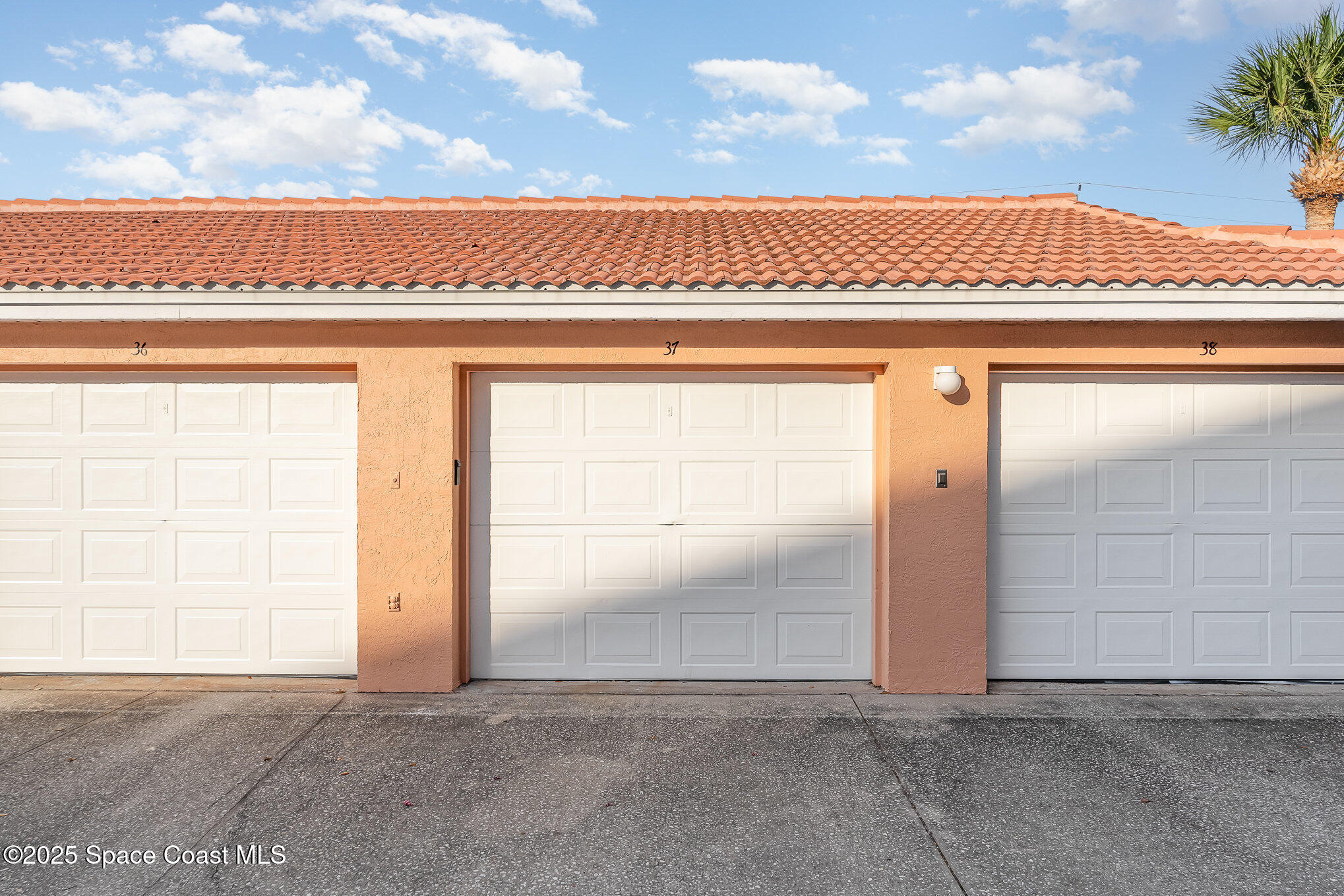 Merritt Island, Florida, 32953, United States, 3 Bedrooms Bedrooms, ,2 BathroomsBathrooms,Residential,For Sale,1840827