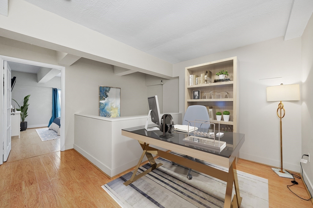 Boston, Massachusetts, 02129, United States, 1 Bedroom Bedrooms, ,2 BathroomsBathrooms,Residential,For Sale,1911386