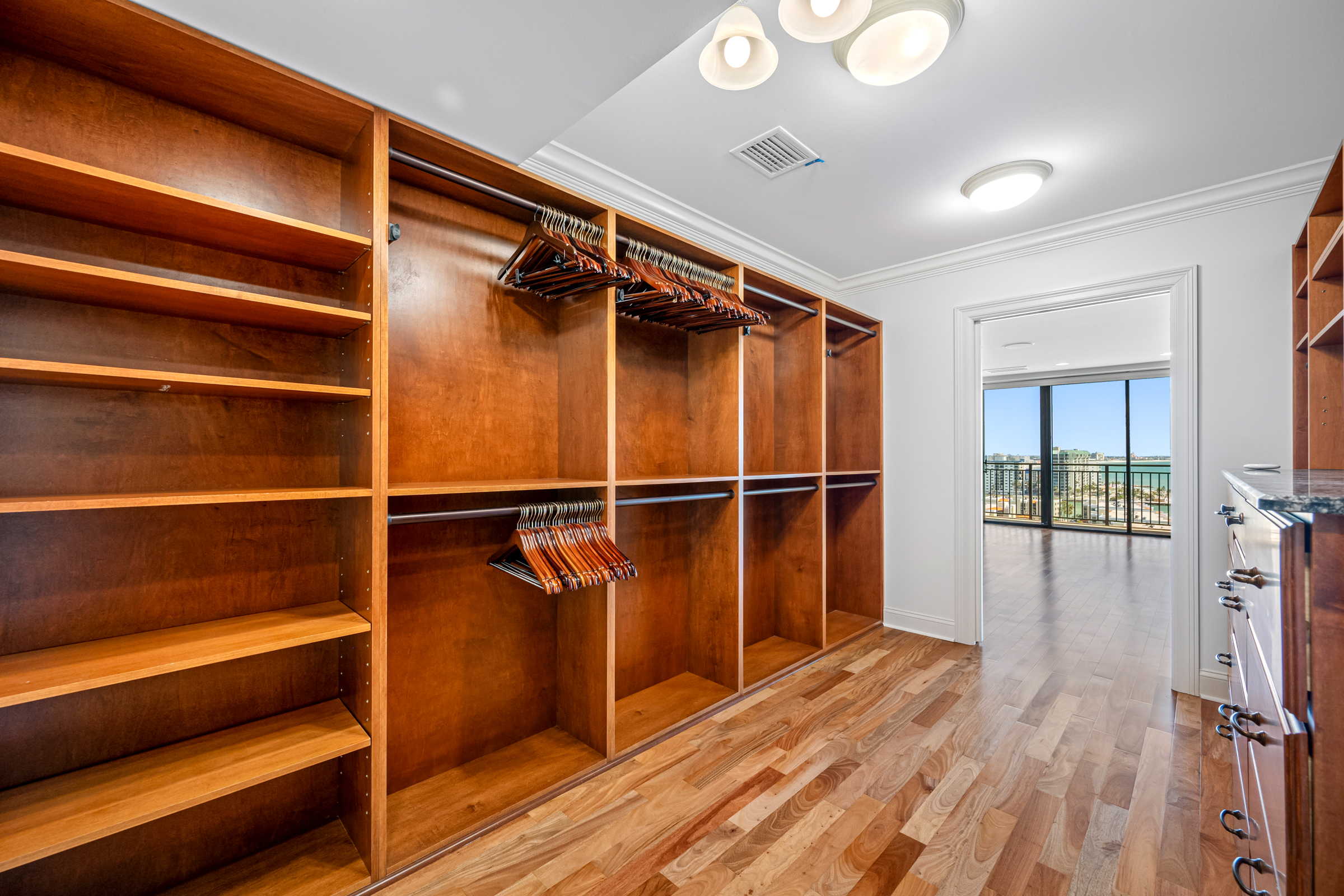 Treasure Island, Florida, 33706, United States, 2 Bedrooms Bedrooms, ,4 BathroomsBathrooms,Residential,For Sale,1830470