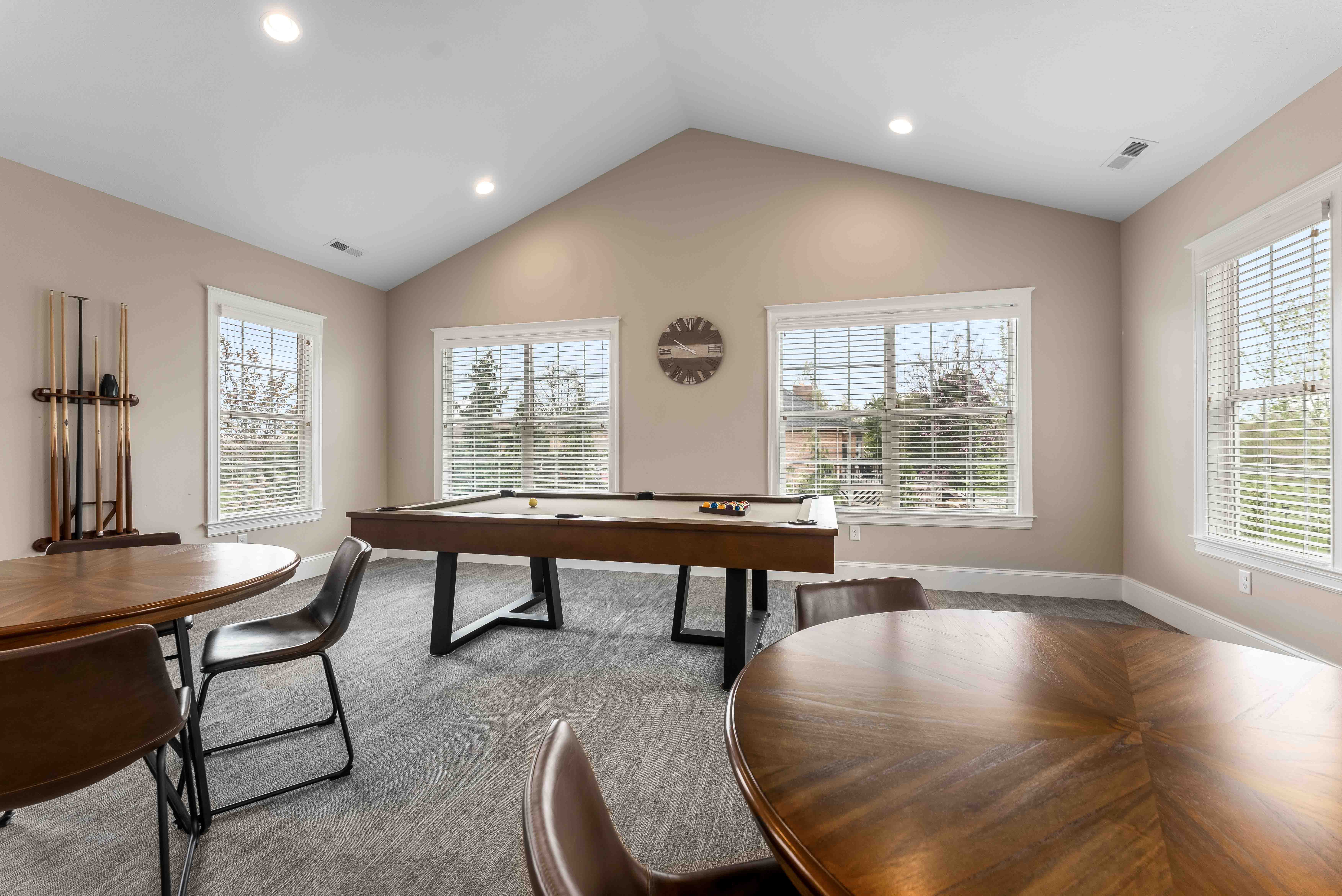  2003 South Links Avenue - 物件實景