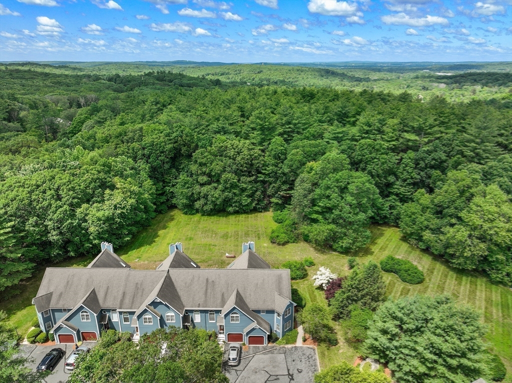 Hopkinton, Massachusetts, 01748, United States, 2 Bedrooms Bedrooms, ,3 BathroomsBathrooms,Residential,For Sale,1875527