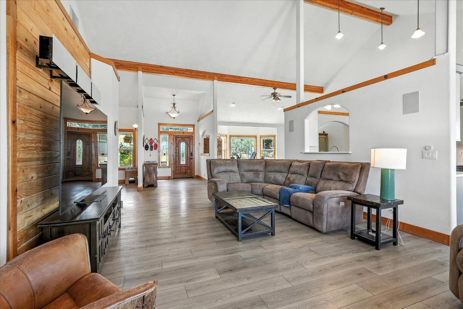 Coarsegold, California, 93614, United States, 4 Bedrooms Bedrooms, ,3 BathroomsBathrooms,Residential,For Sale,1923436