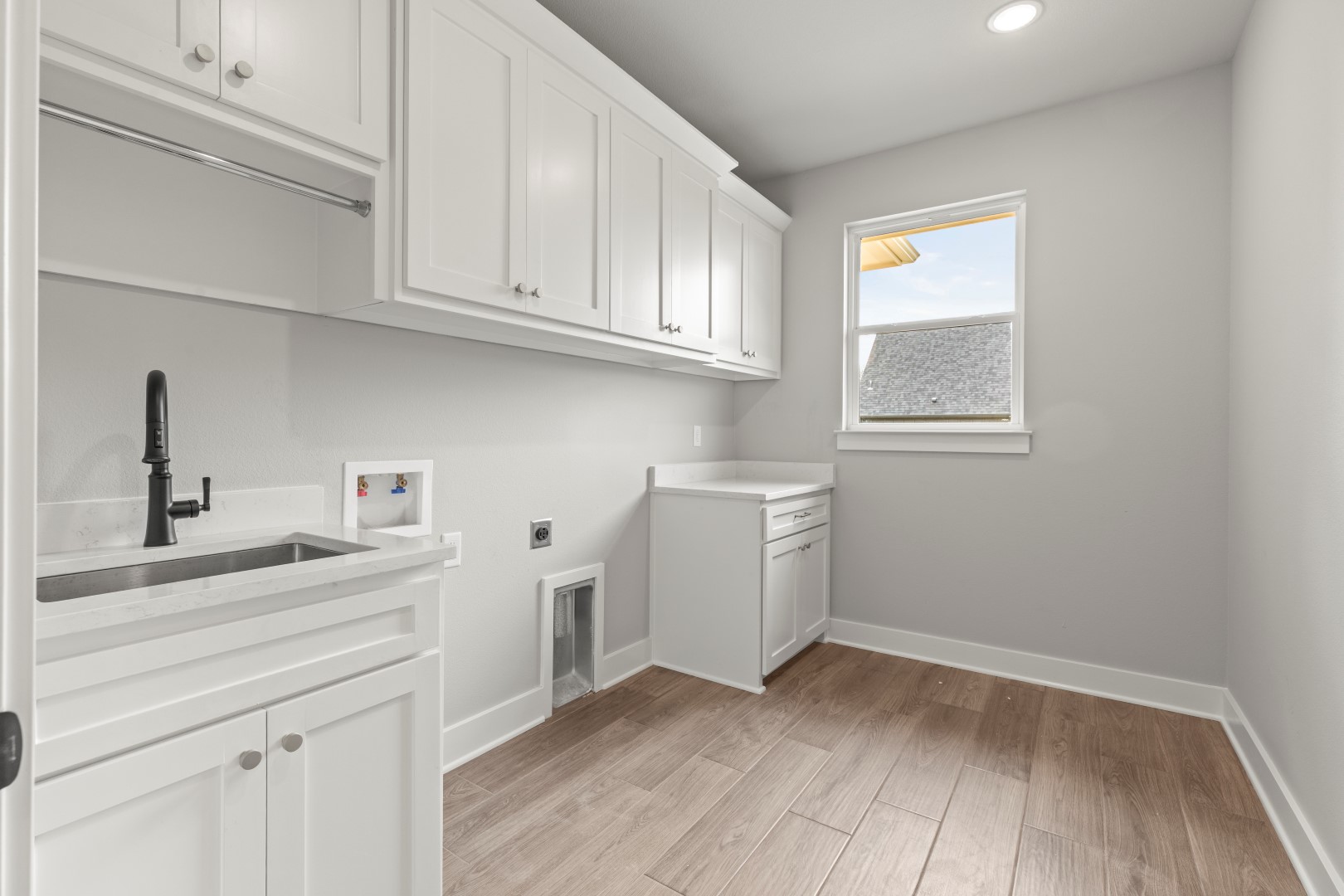 Tyler, Texas, 75704, United States, 4 Bedrooms Bedrooms, ,3 BathroomsBathrooms,Land,For Sale,1974670