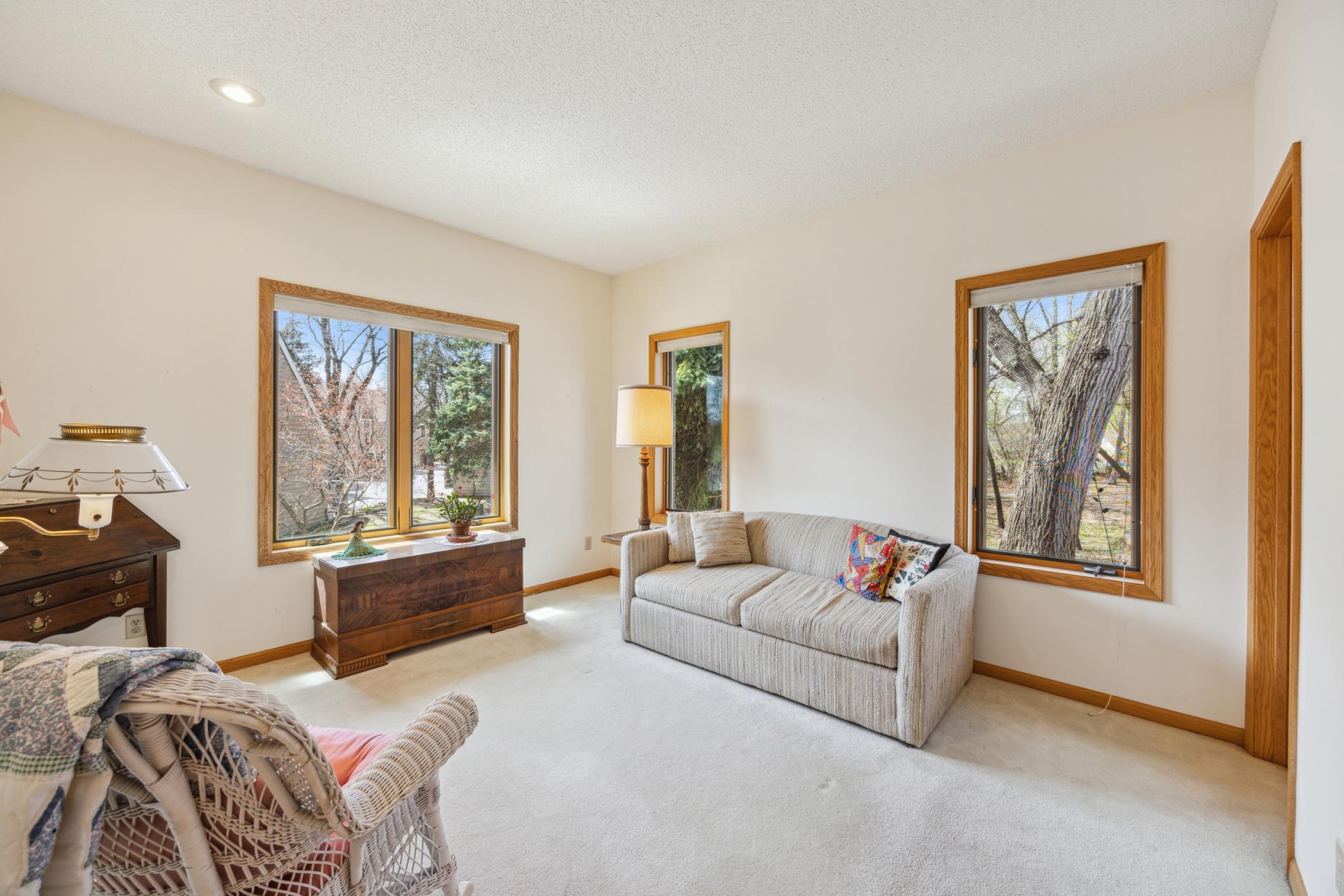 New Brighton, Minnesota, 55112, United States, 4 Bedrooms Bedrooms, ,4 BathroomsBathrooms,Residential,For Sale,1990901