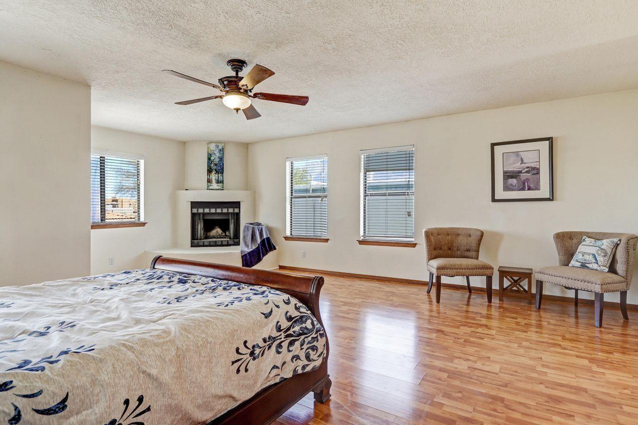 Albuquerque, New Mexico, 87122, United States, 3 Bedrooms Bedrooms, ,3 BathroomsBathrooms,Residential,For Sale,1768217