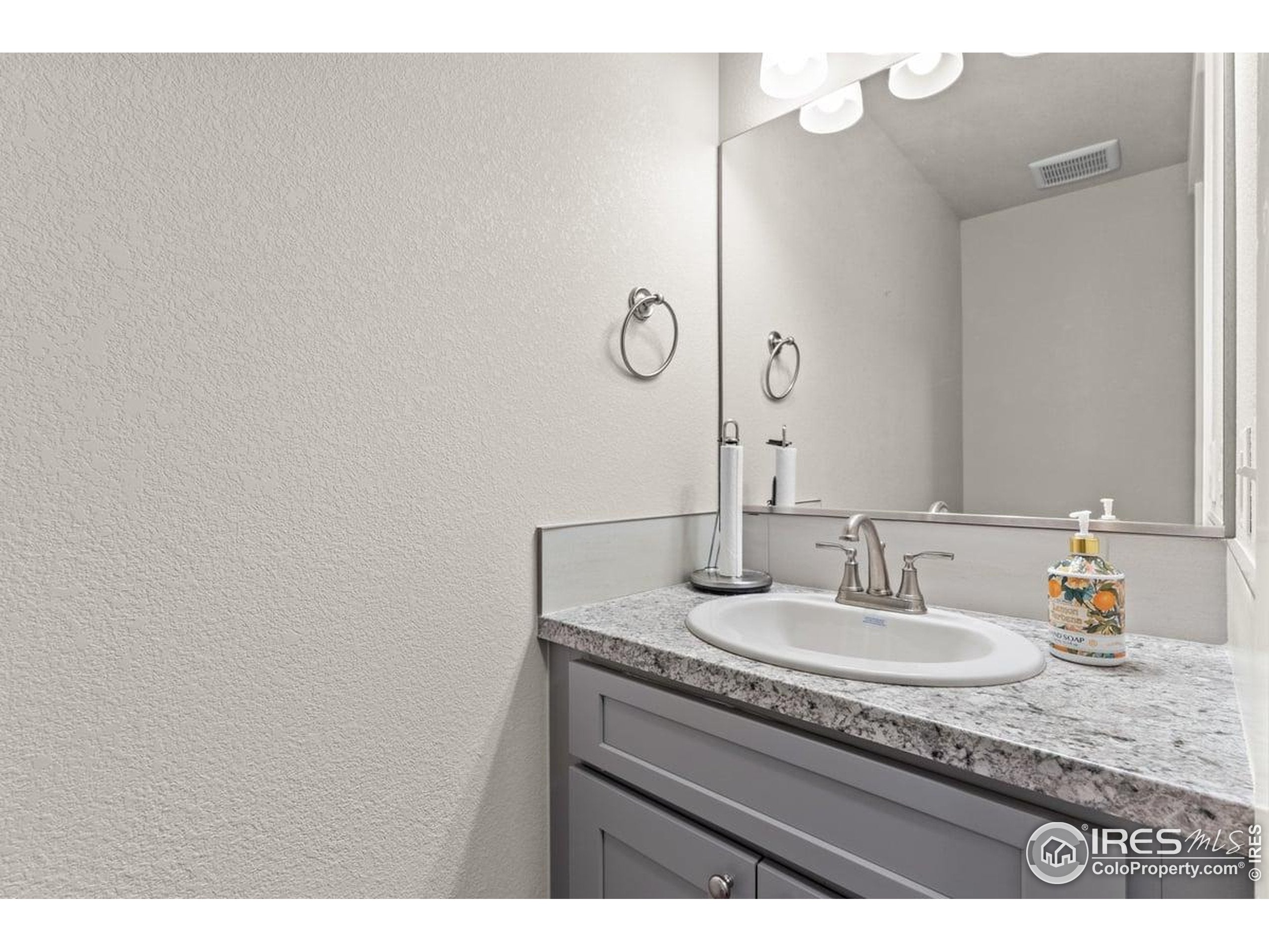 Firestone, Colorado, 80504, United States, 3 Bedrooms Bedrooms, ,2 BathroomsBathrooms,Residential,For Sale,1959495