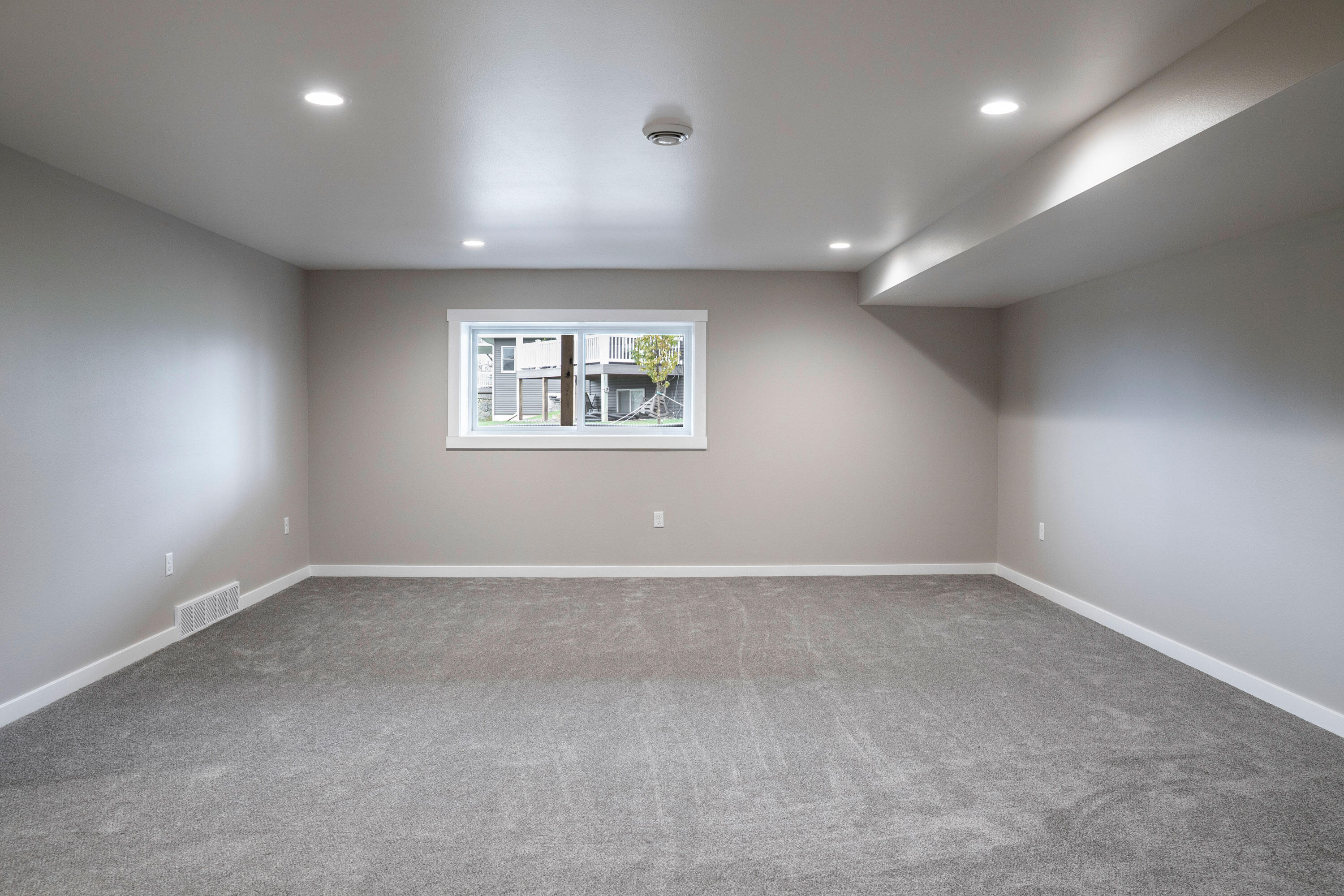 Shelby, Wisconsin, 54601, United States, 3 Bedrooms Bedrooms, ,3 BathroomsBathrooms,Residential,For Sale,1966708