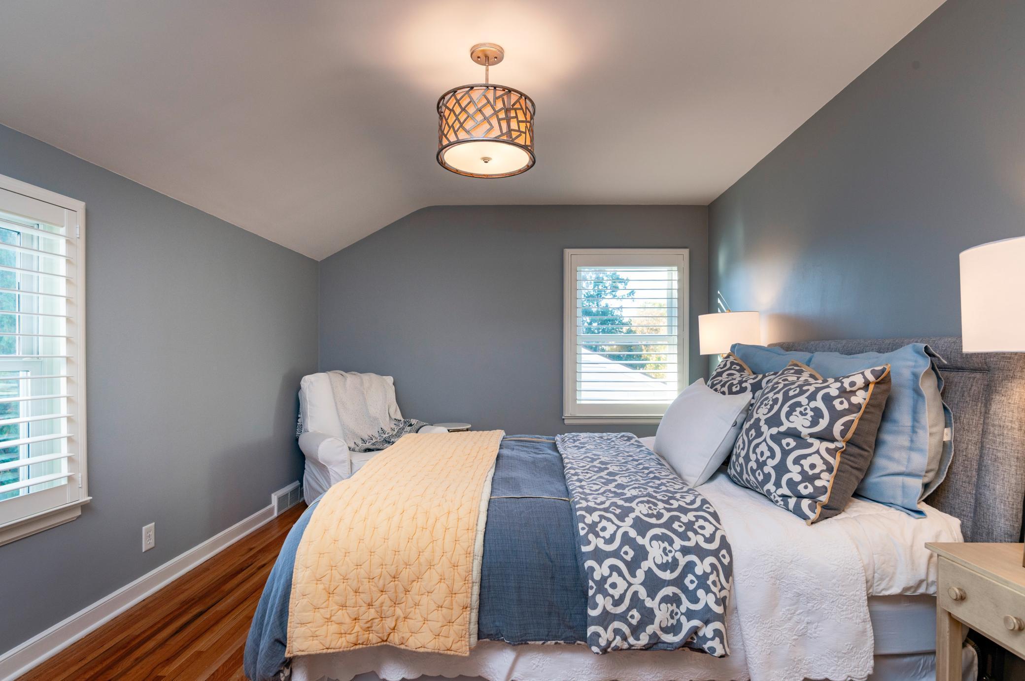 Saint Paul, Minnesota, 55116, United States, 3 Bedrooms Bedrooms, ,2 BathroomsBathrooms,Residential,For Sale,1987775