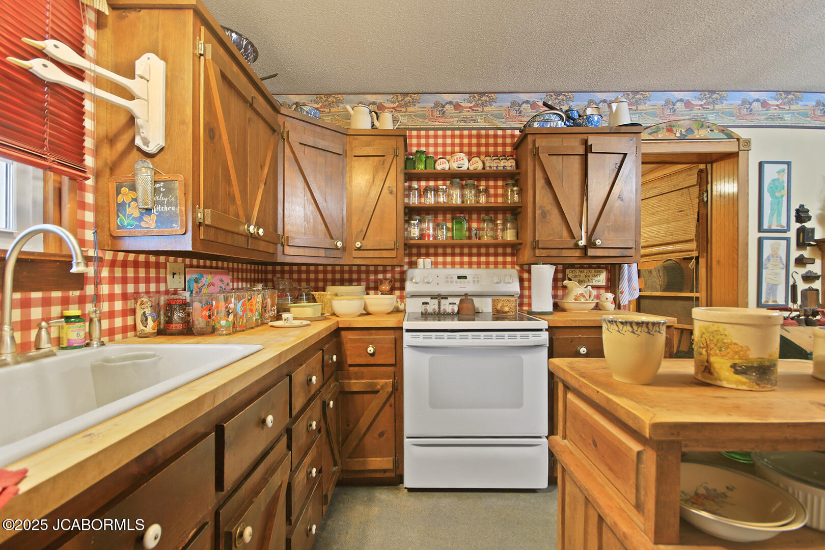 New Bloomfield, Missouri, 65063, United States, 3 Bedrooms Bedrooms, ,2 BathroomsBathrooms,Residential,For Sale,1978608