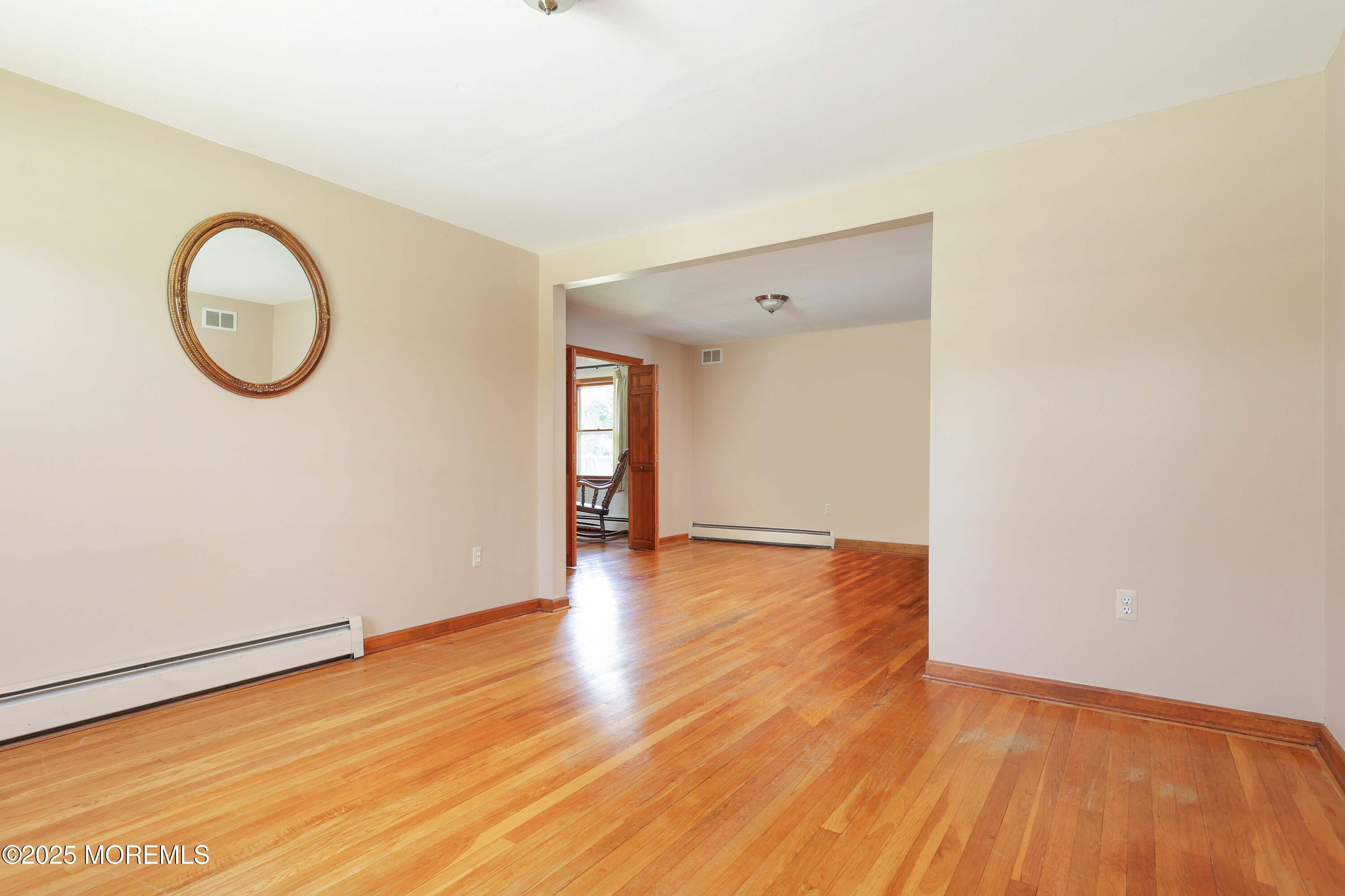 Port Monmouth, New Jersey, 07758, United States, 4 Bedrooms Bedrooms, ,3 BathroomsBathrooms,Residential,For Sale,1901599