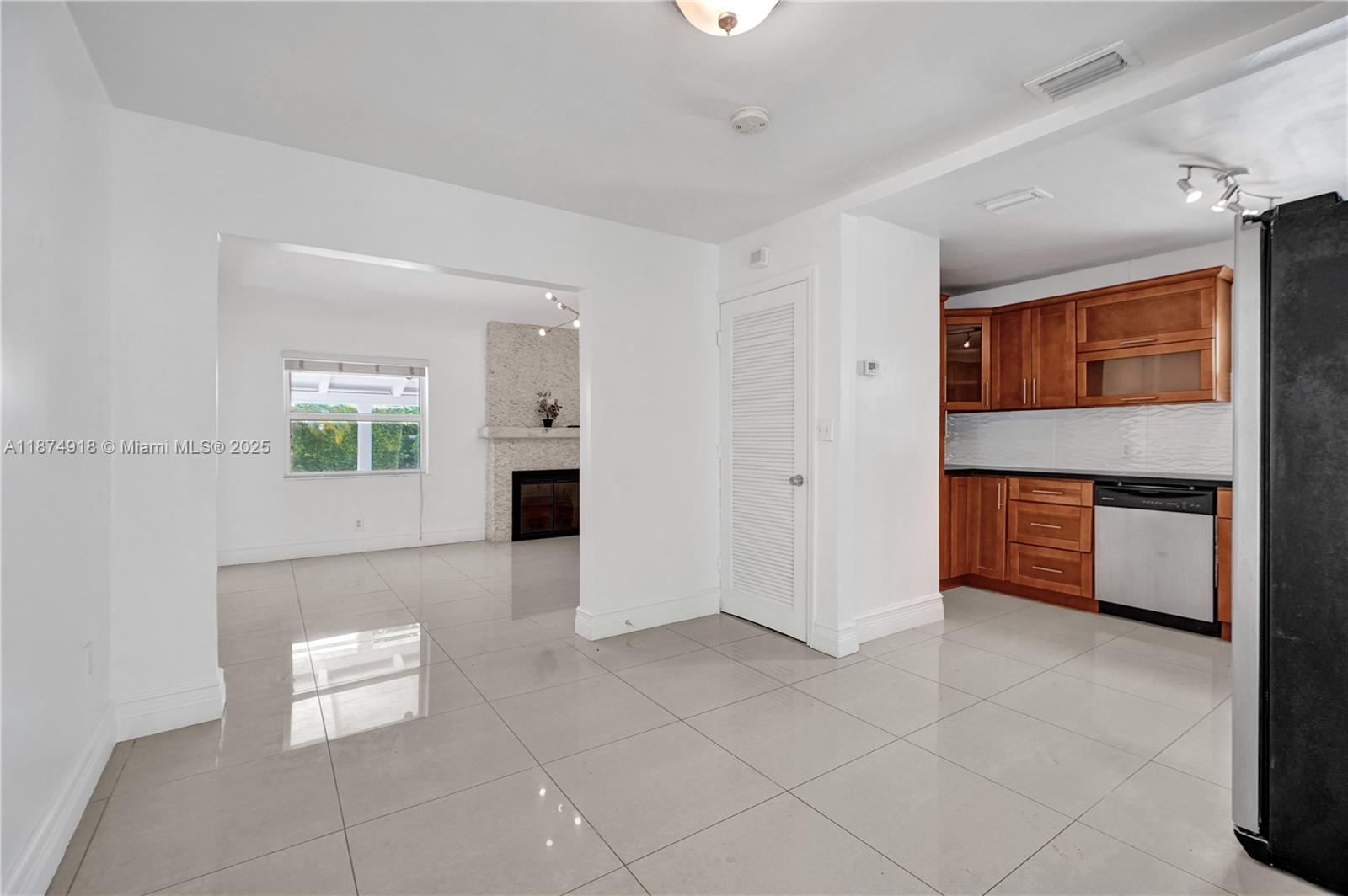 Miami, Florida, 33138, United States, 3 Bedrooms Bedrooms, ,2 BathroomsBathrooms,Residential,For Sale,1947884